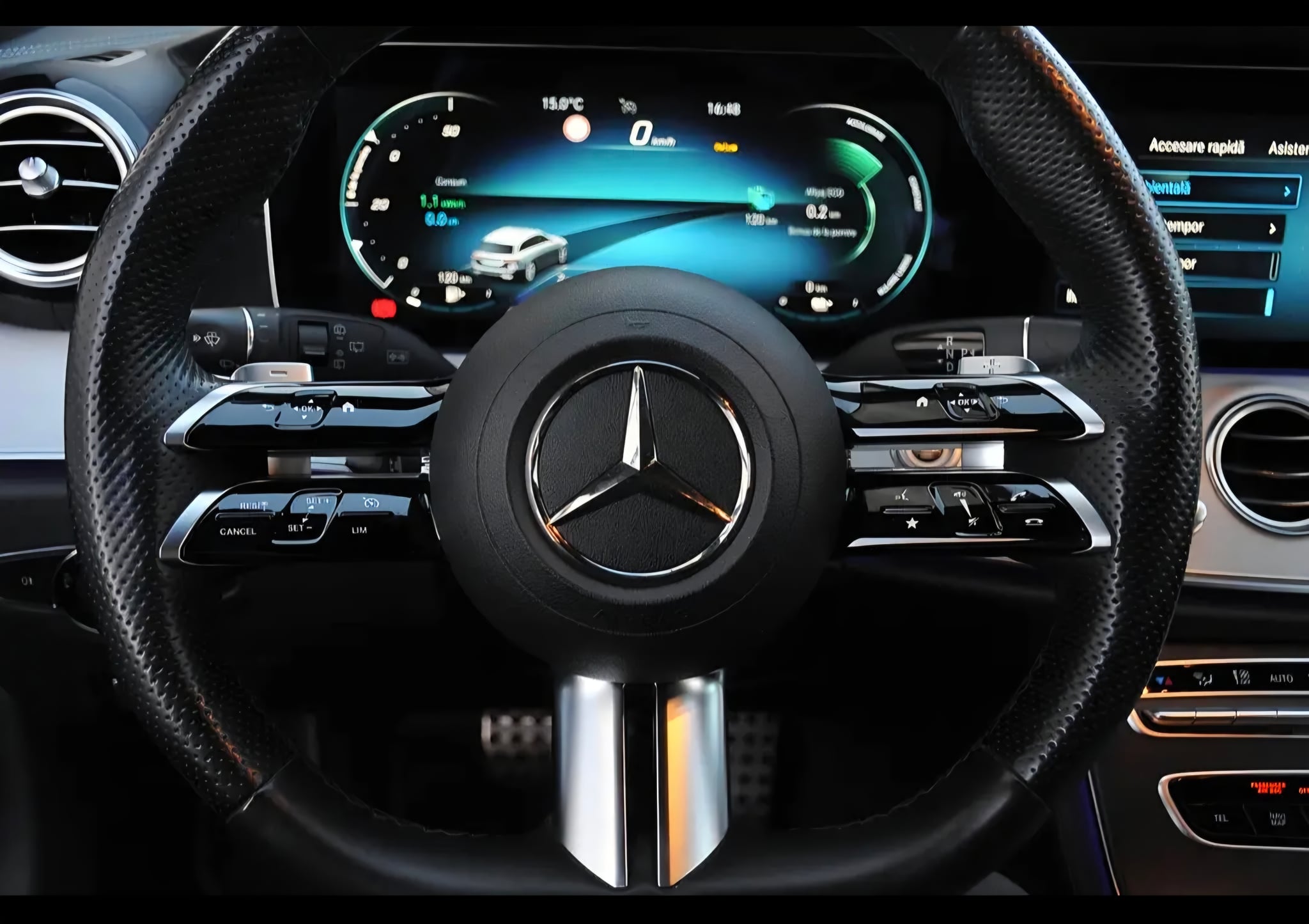 MERCEDES-BENZ E-Class 2023 — imagine 11