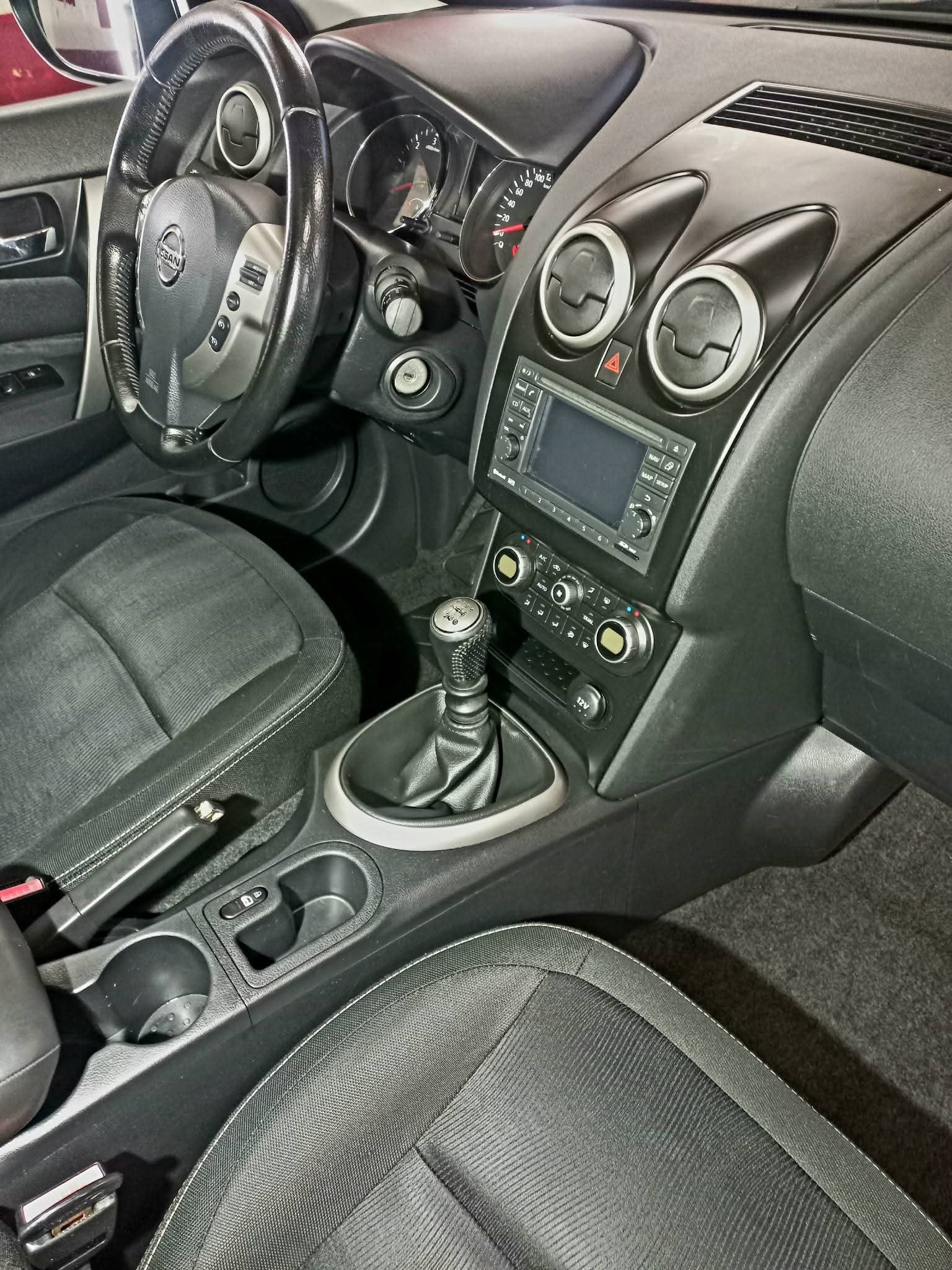 NISSAN Qashqai 2011 — imagine 2