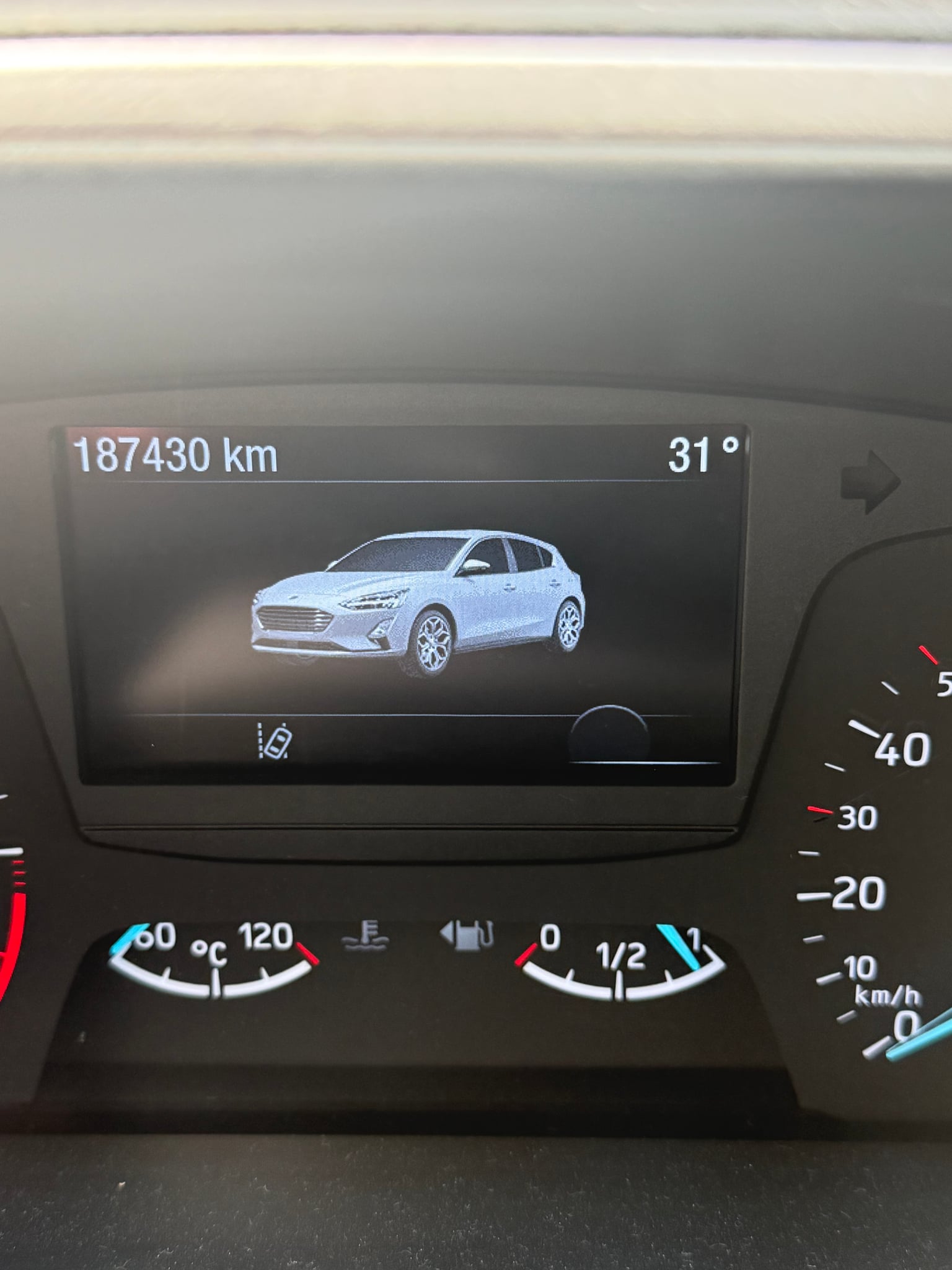 FORD Focus 2019 — imagine 24