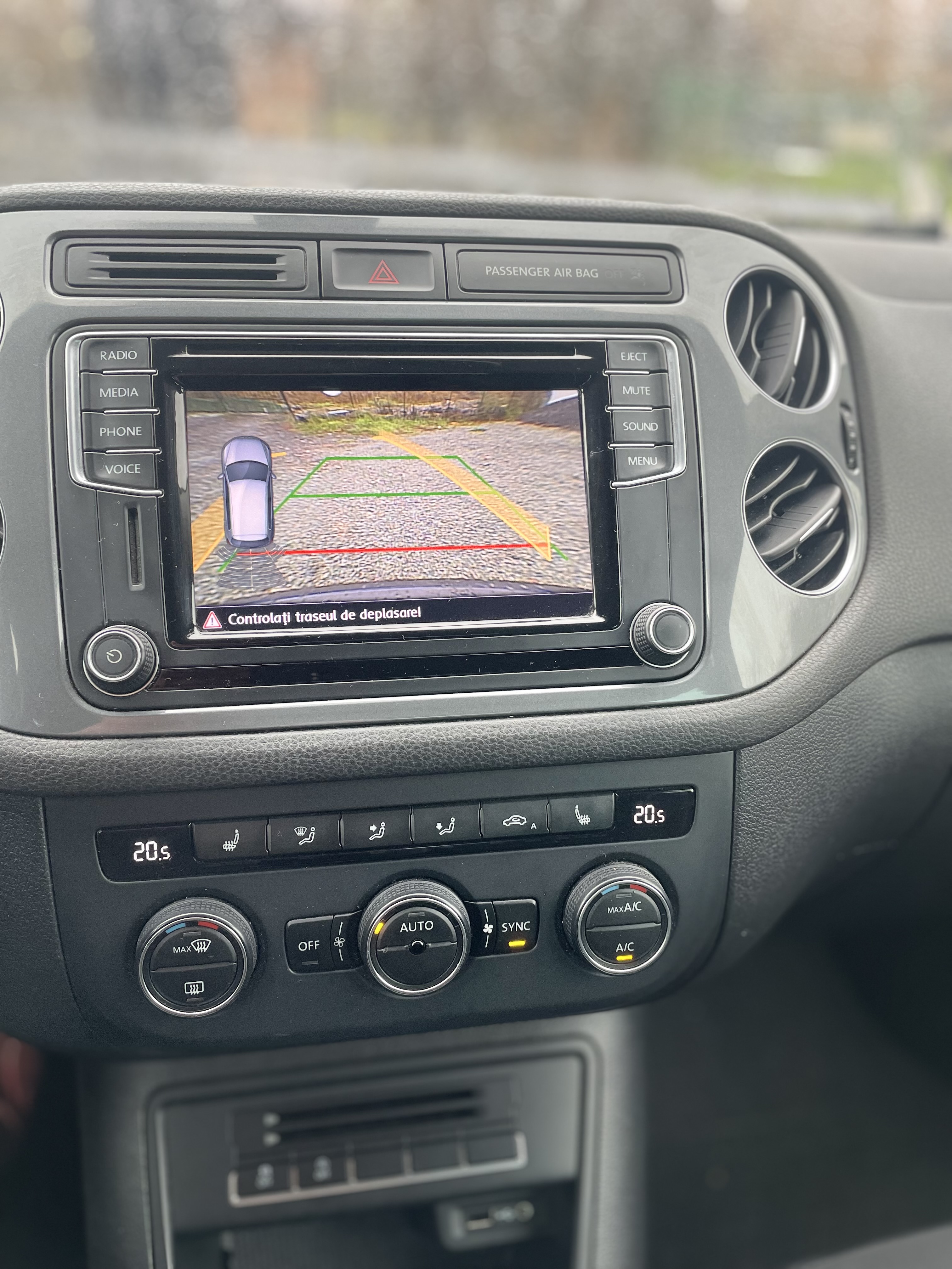 Volkswagen Tiguan - 7