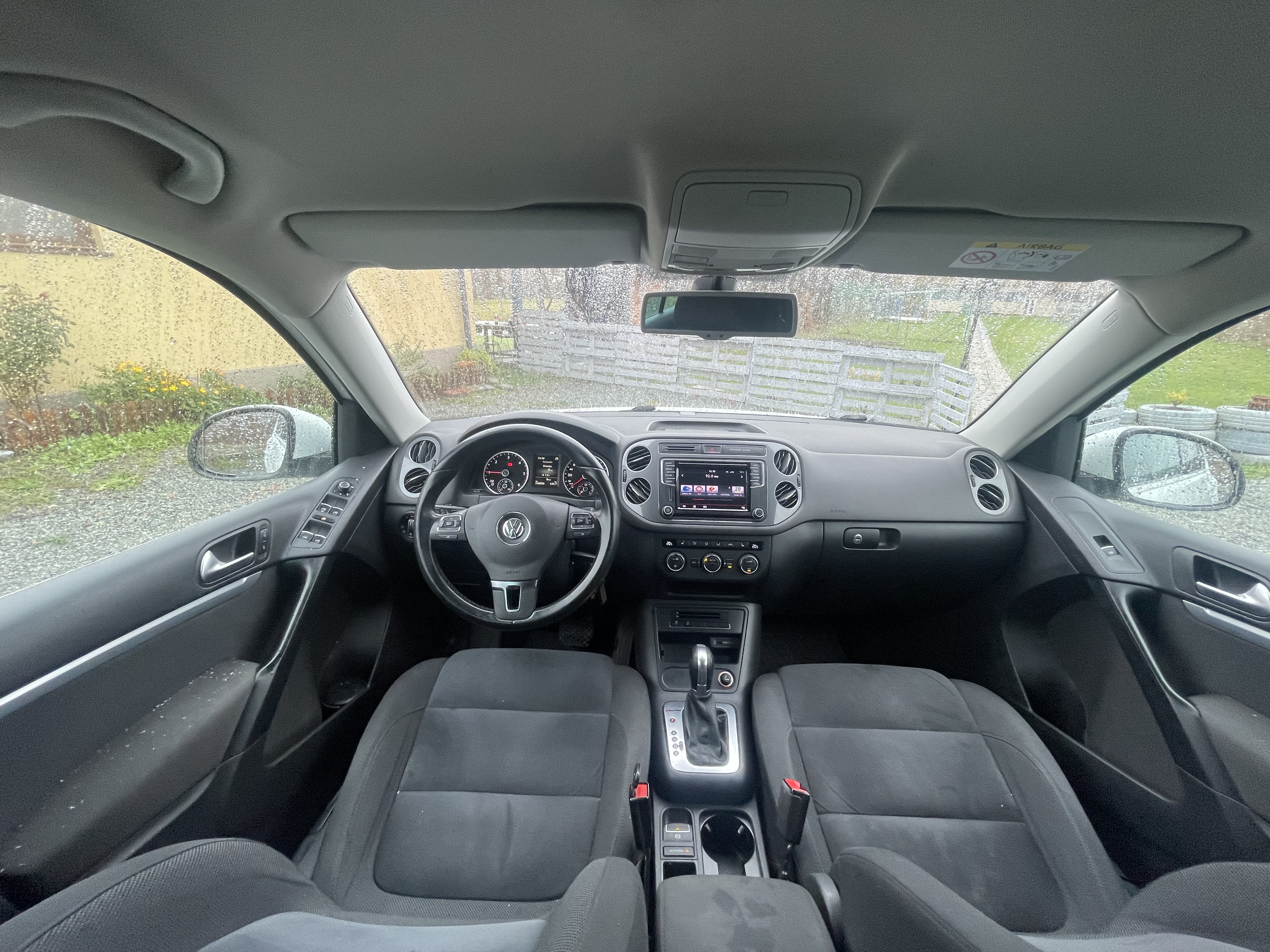 Volkswagen Tiguan - 8