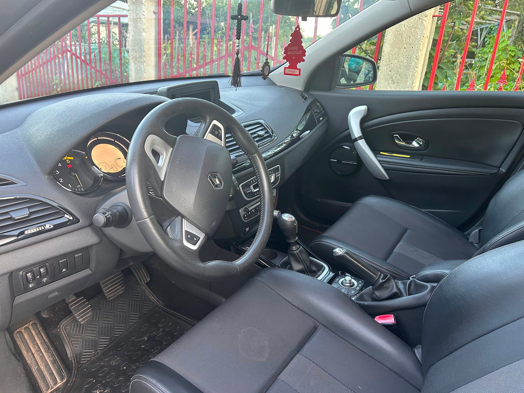 RENAULT Megane 2012 — imagine 3