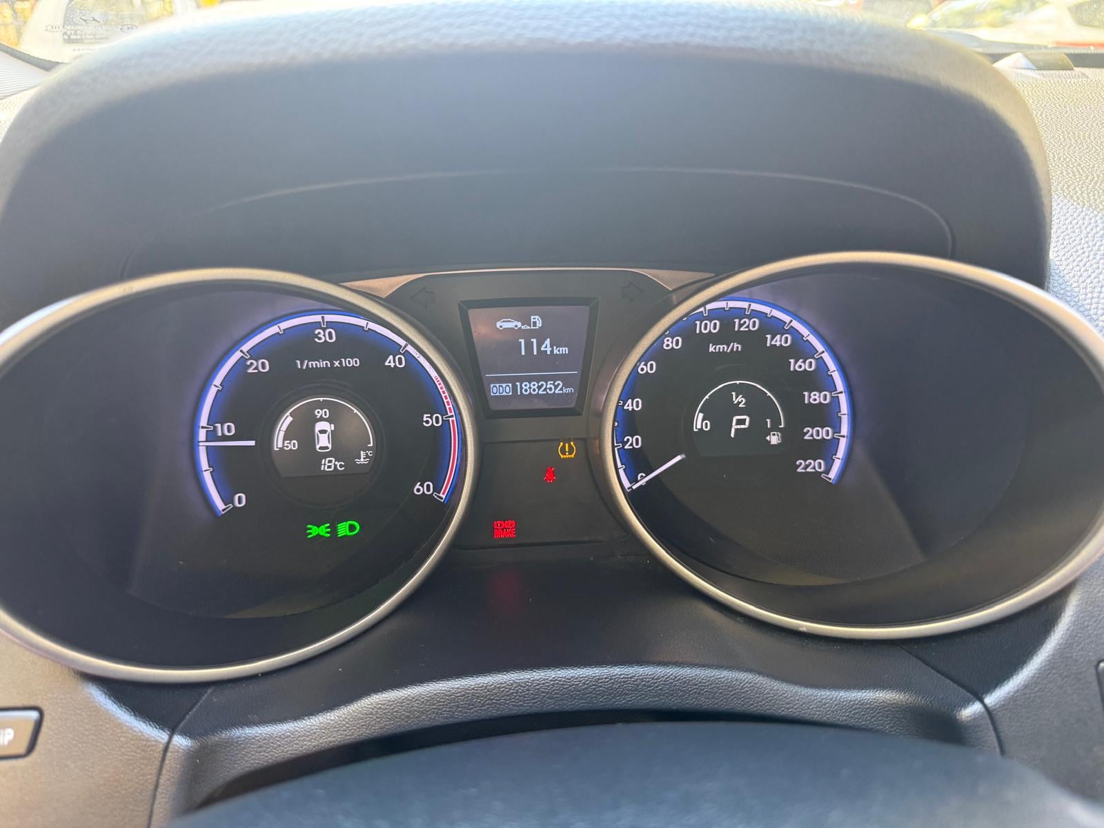 HYUNDAI ix35 2012 — imagine 31