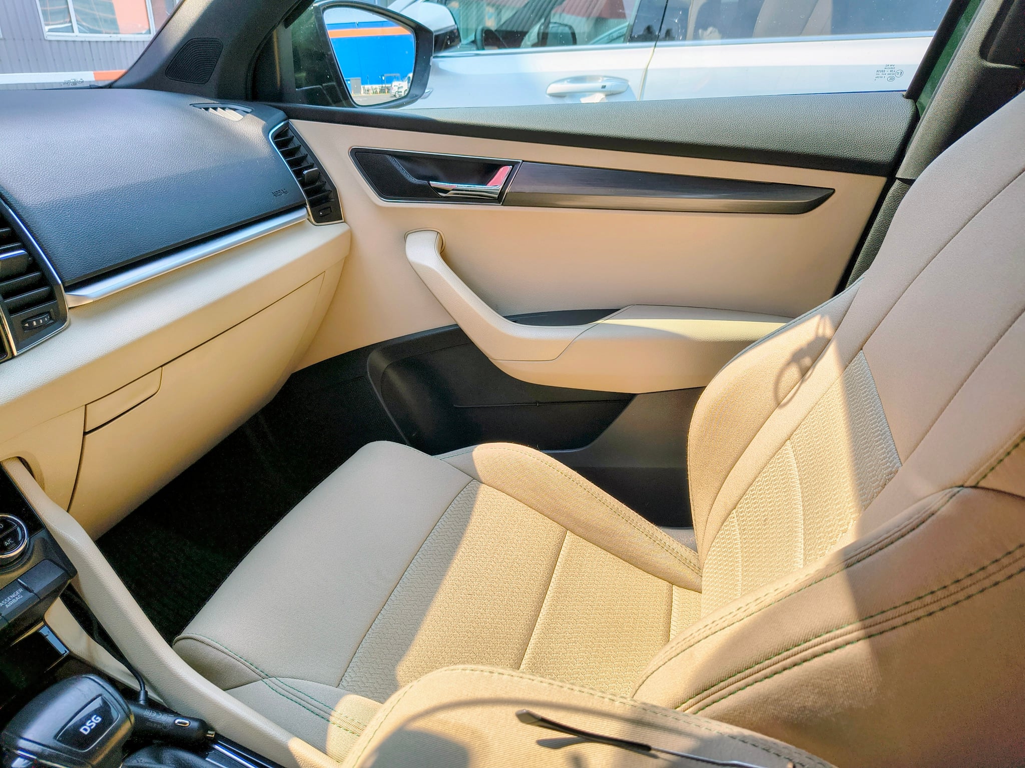SKODA Karoq 2019 — imagine 8