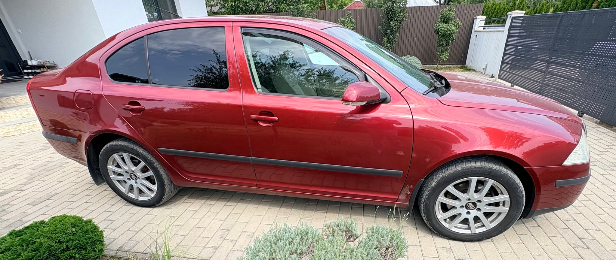 SKODA Octavia 2008 — imagine 1