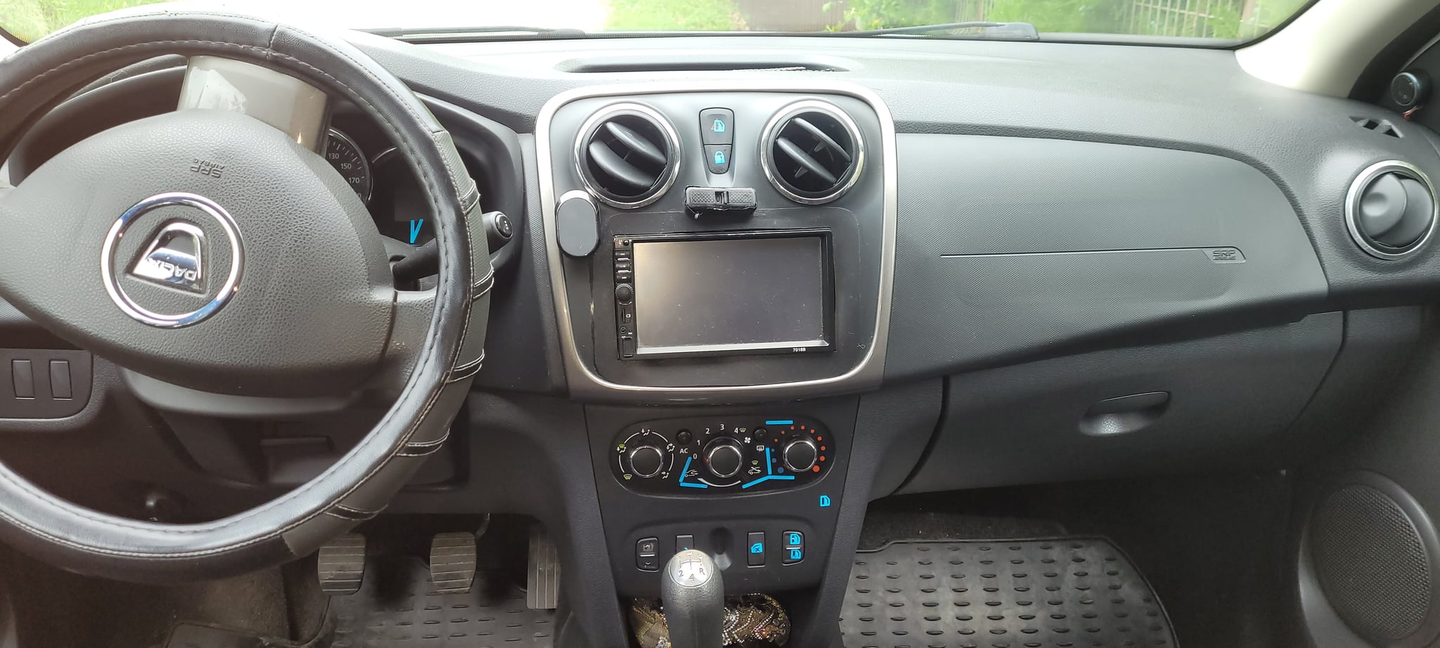 DACIA Logan 2014 — imagine 7