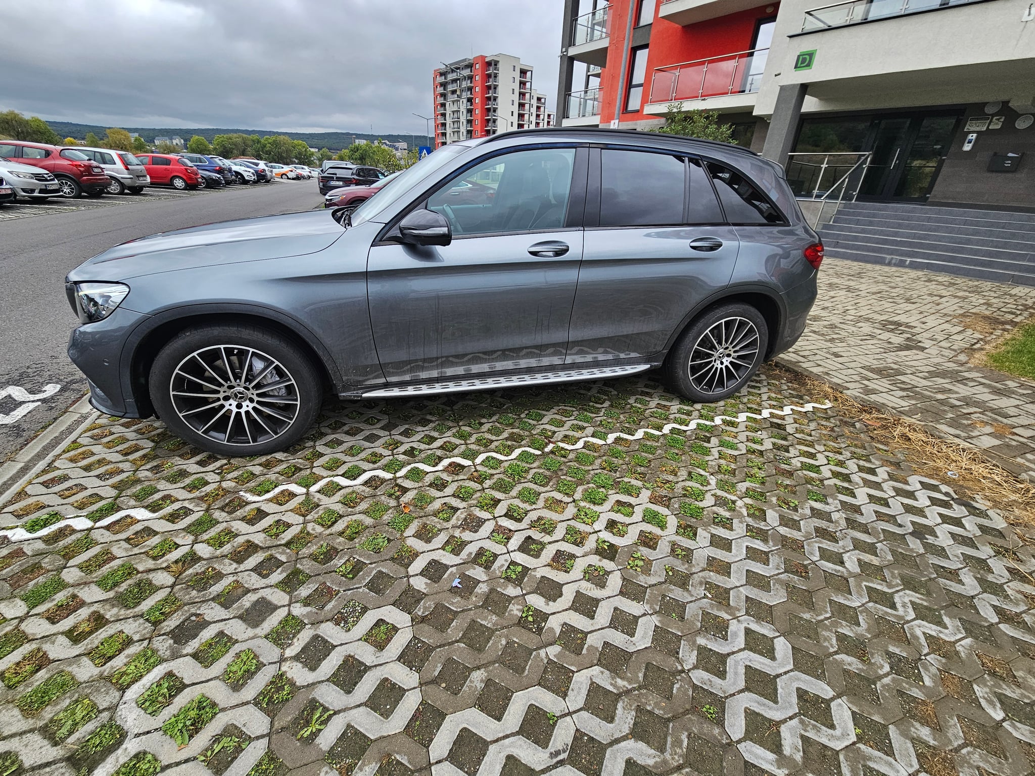 MERCEDES-BENZ GLC 2019 — imagine 2