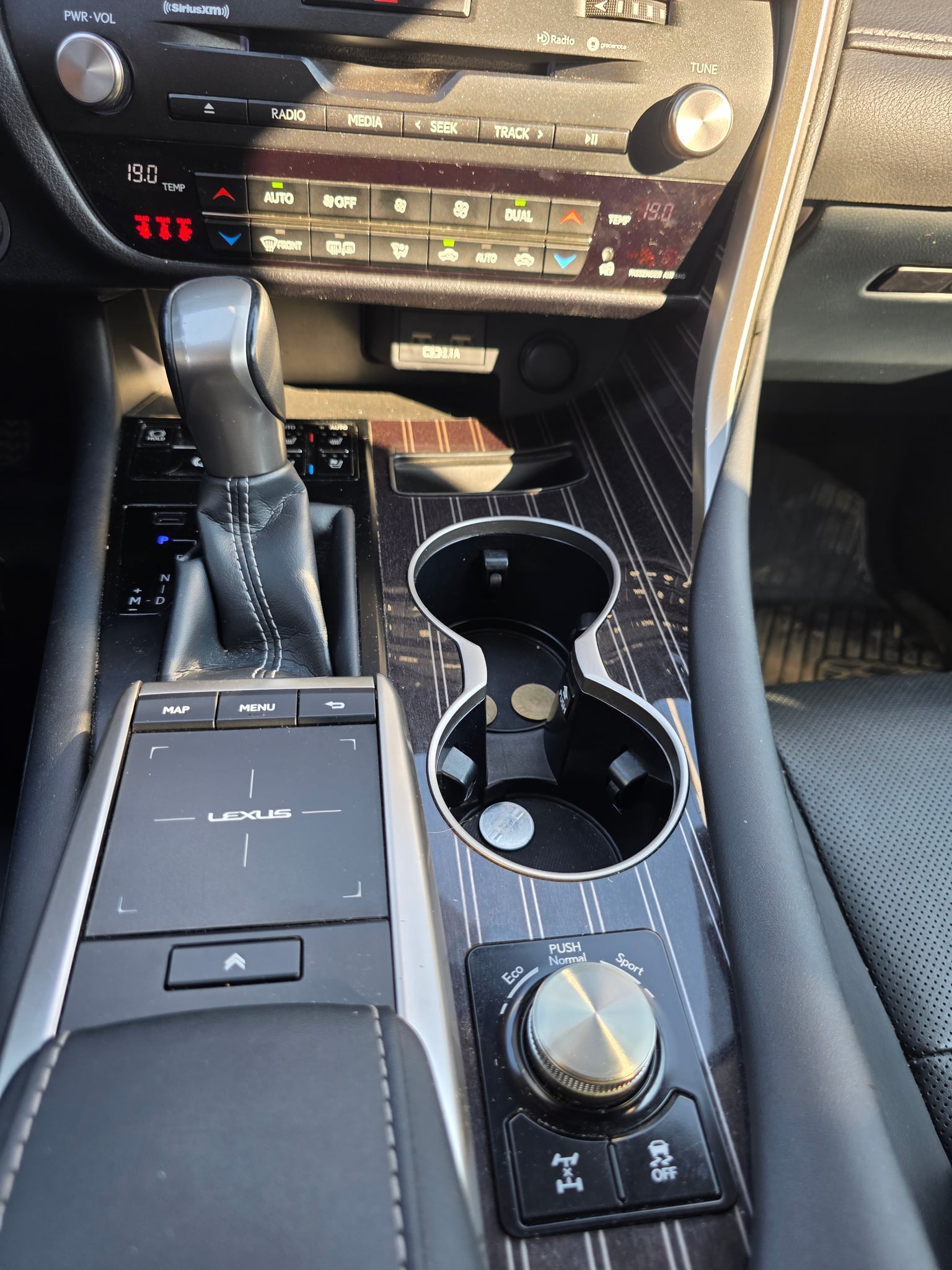 LEXUS RX 2022 — imagine 7