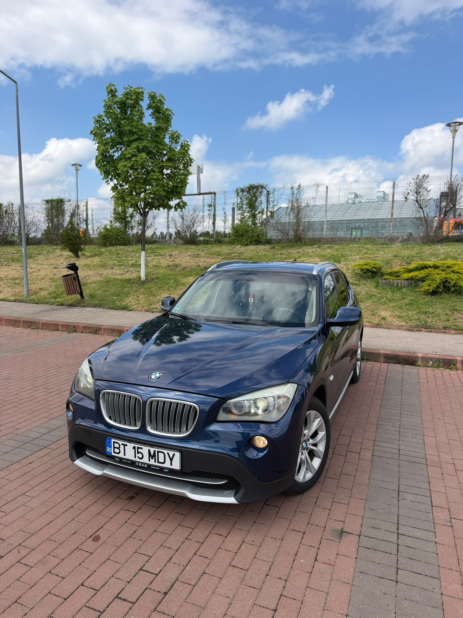 BMW X1 2010 — imagine 1