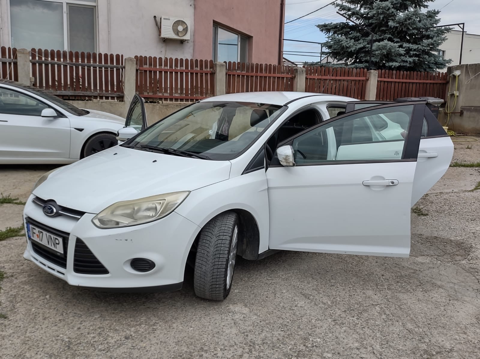 FORD Focus 2012 — imagine 2