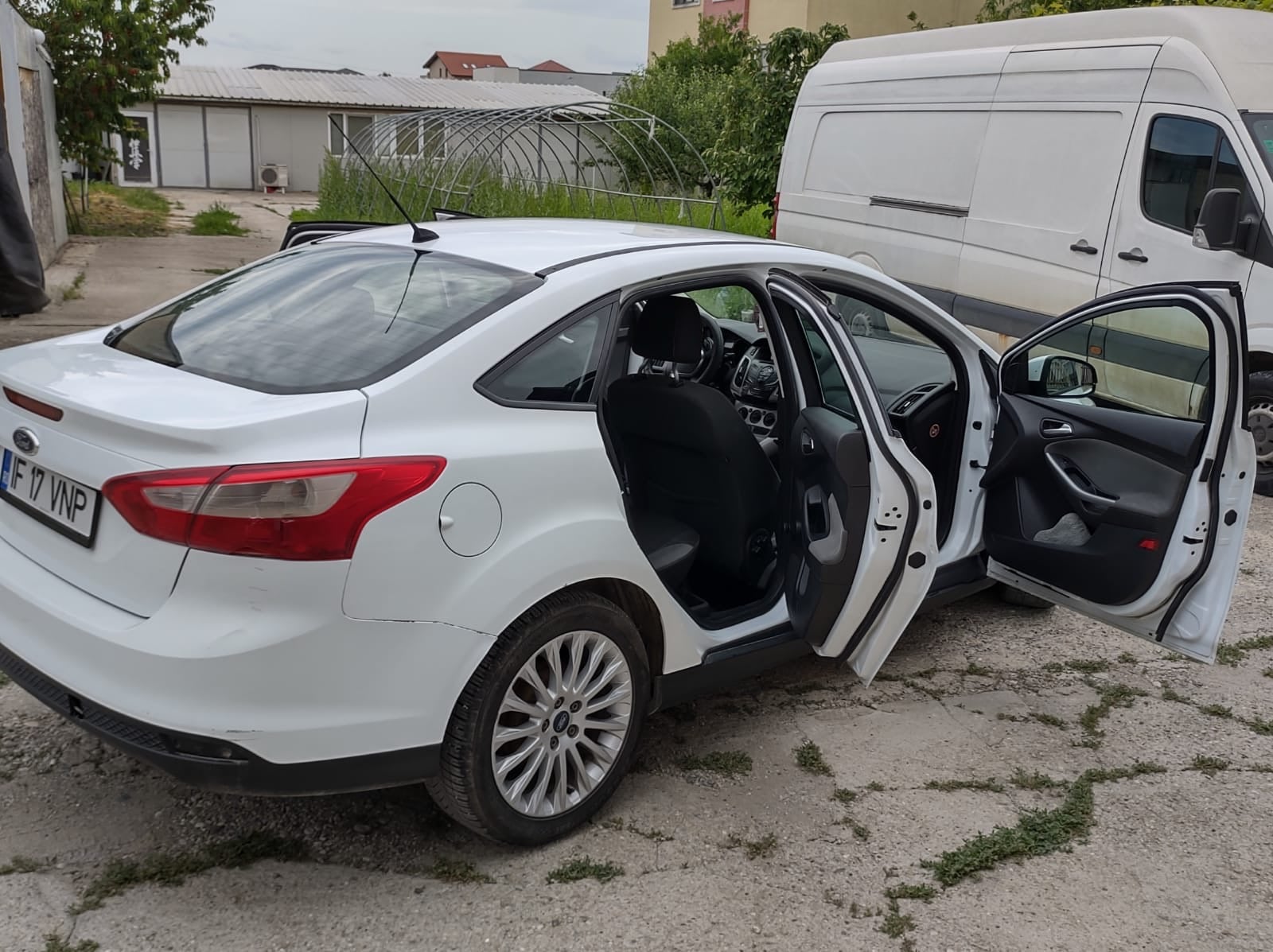 FORD Focus 2012 — imagine 9