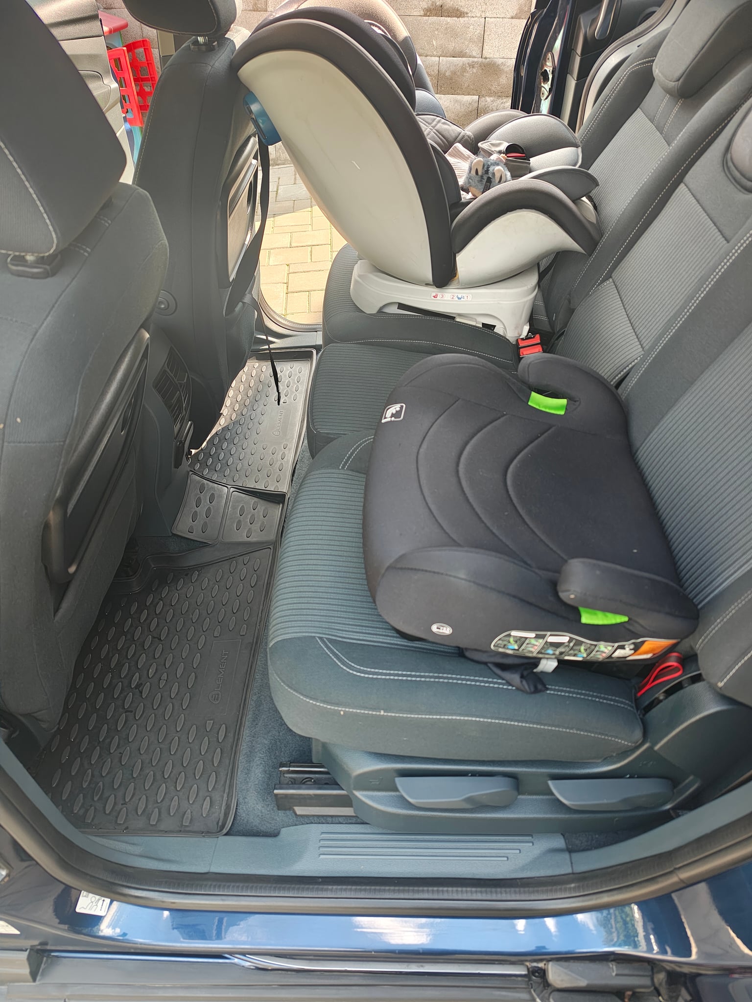 FORD Grand C-MAX 2011 — imagine 8