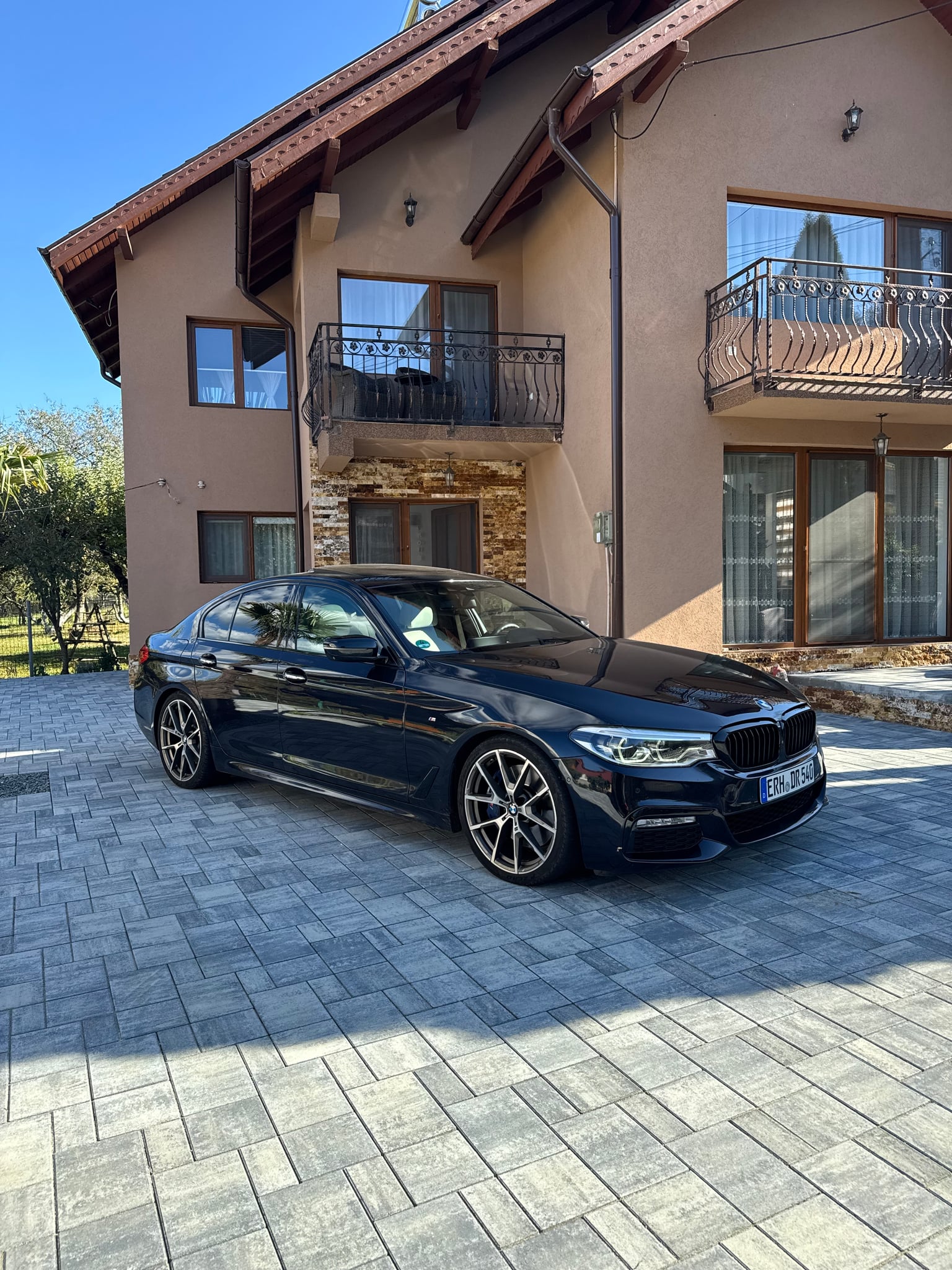BMW Seria 5 2018 — imagine 2