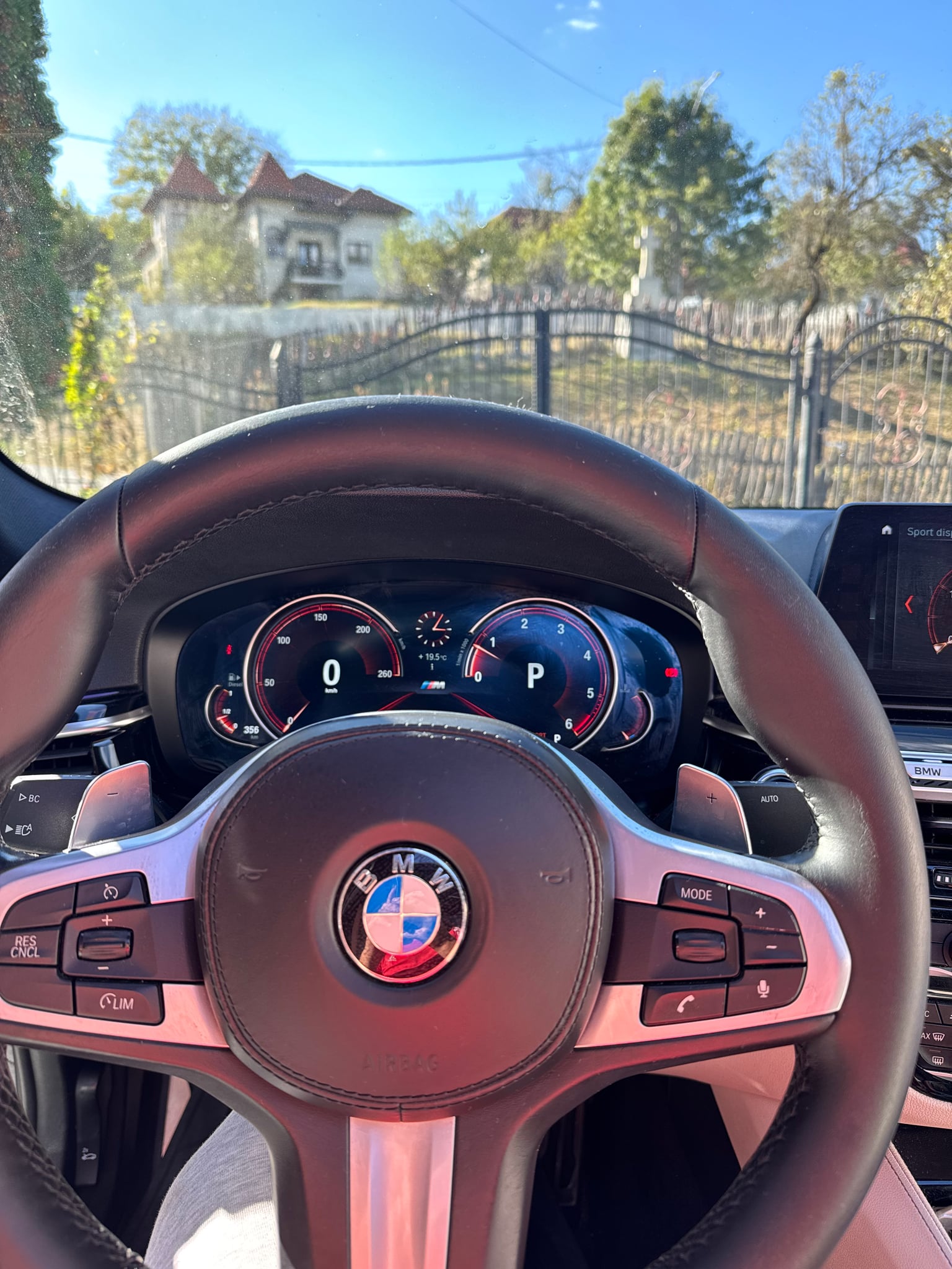 BMW Seria 5 2018 — imagine 11