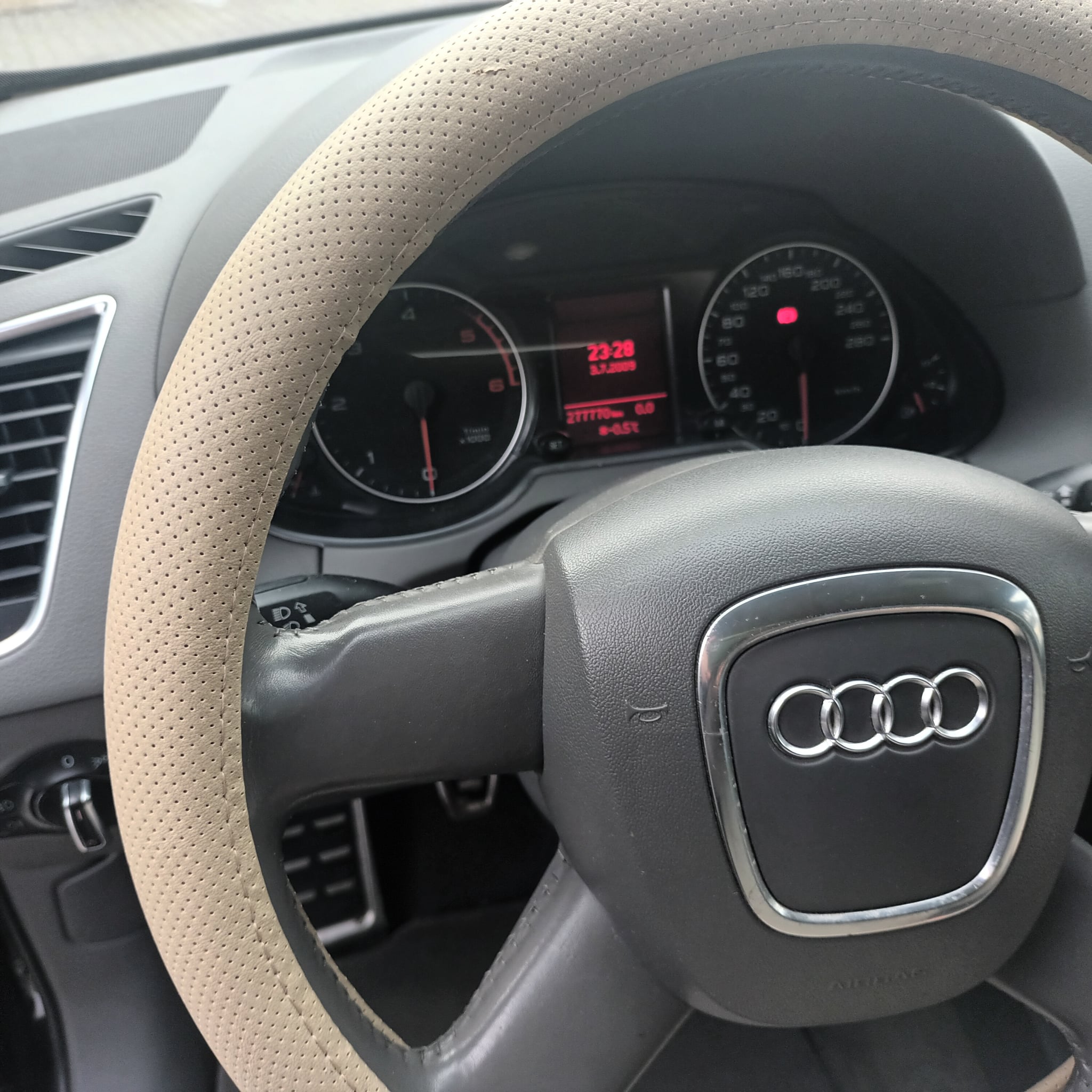 AUDI Q5 2010 — imagine 7