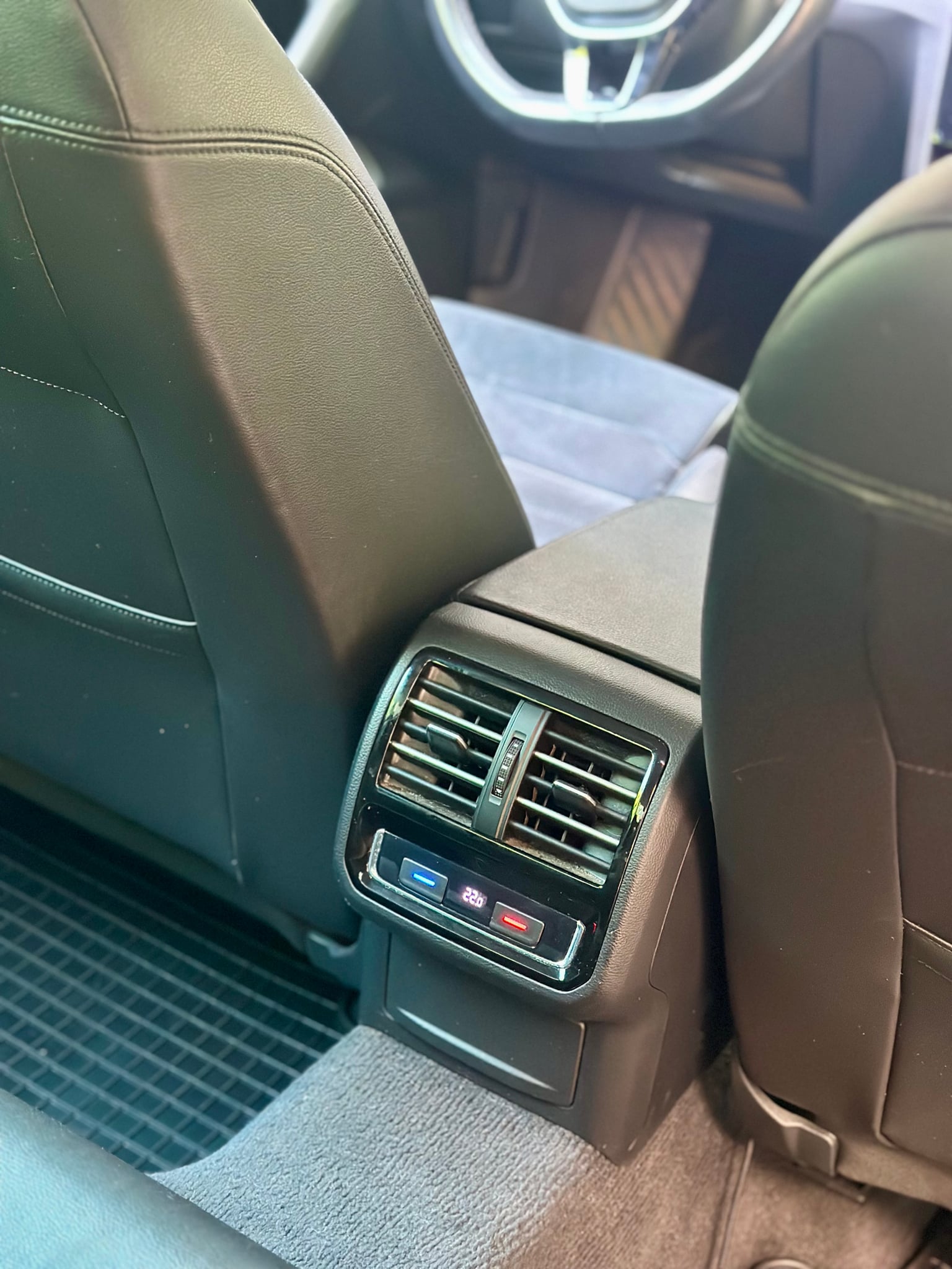 VOLKSWAGEN Passat 2018 — imagine 12