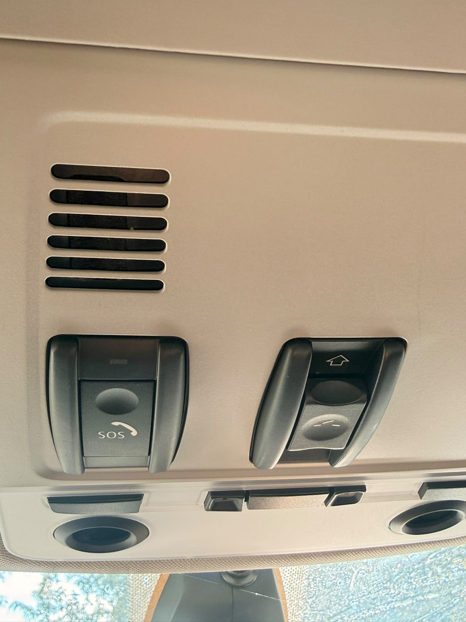 BMW X1 2014 — imagine 2