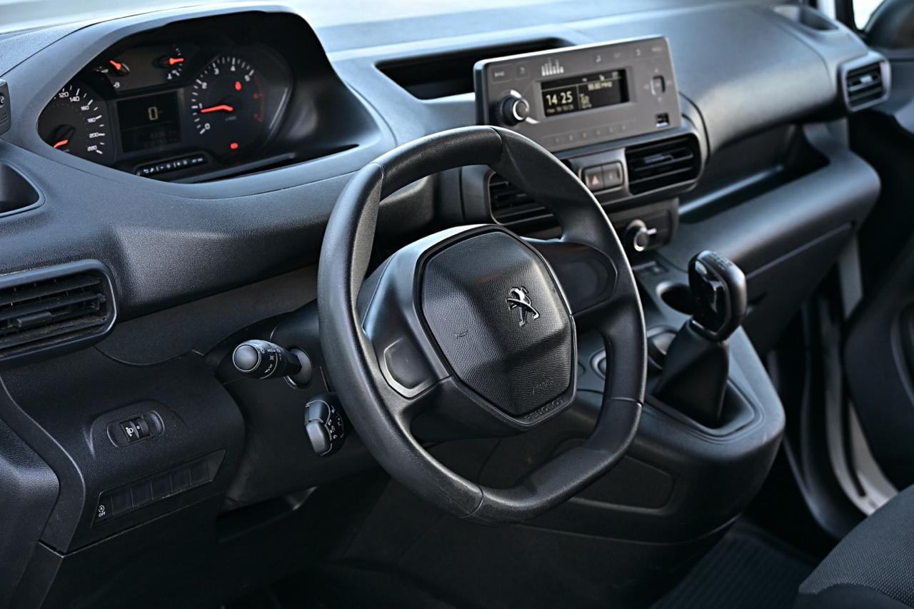 PEUGEOT Partner 2019 — imagine 8