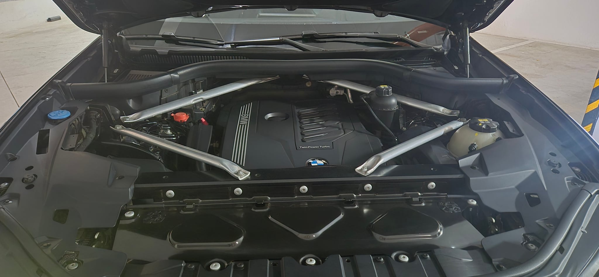 BMW X5 2020 — imagine 8