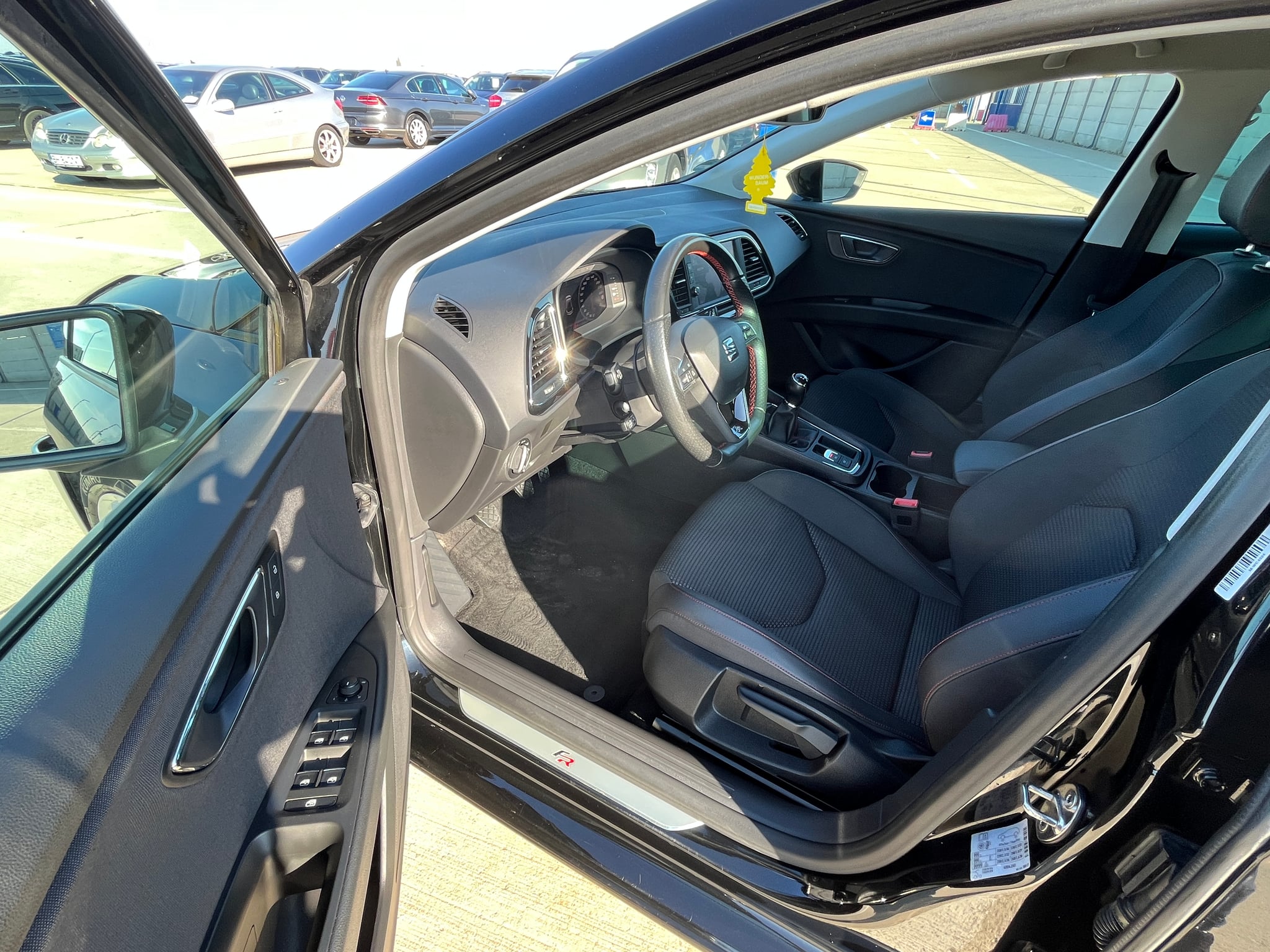 SEAT Leon 2019 — imagine 27