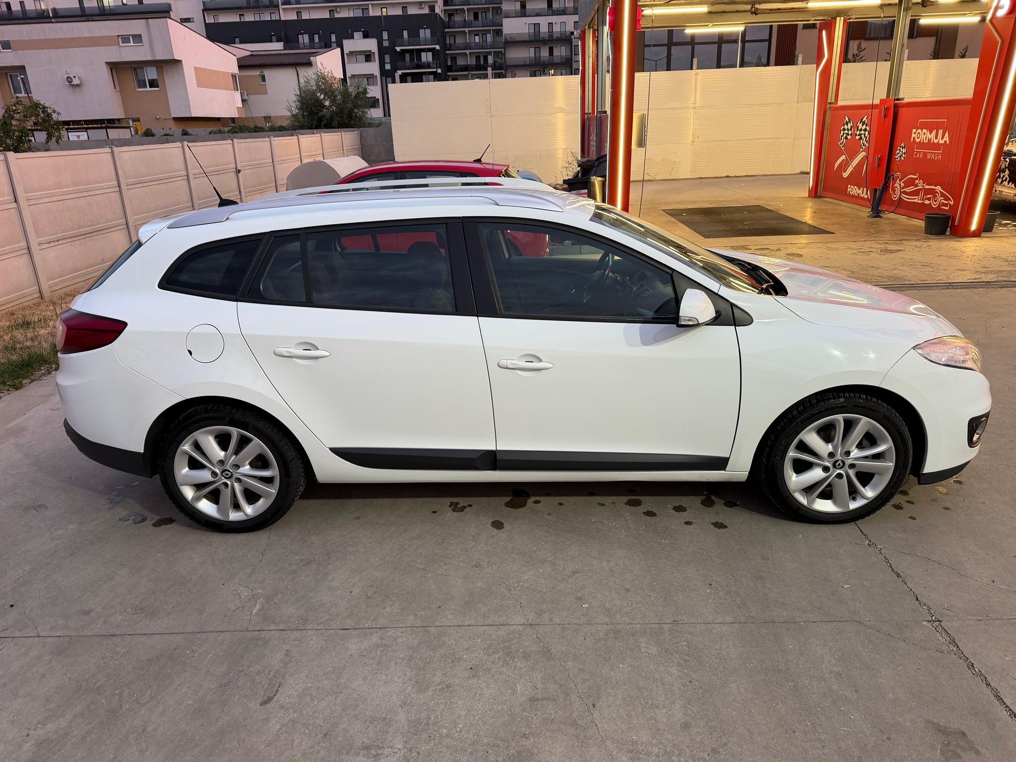 RENAULT Megane 2013 — imagine 10