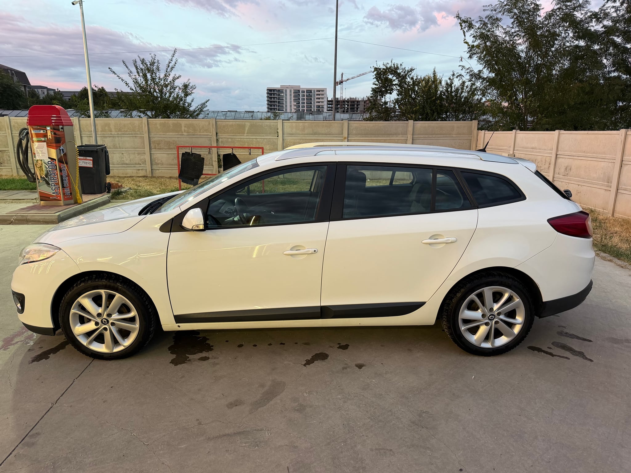 RENAULT Megane 2013 — imagine 12