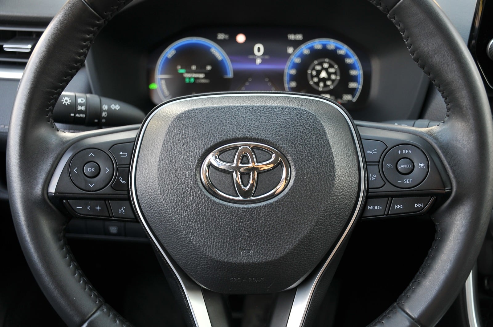 TOYOTA RAV4 2024 — imagine 10