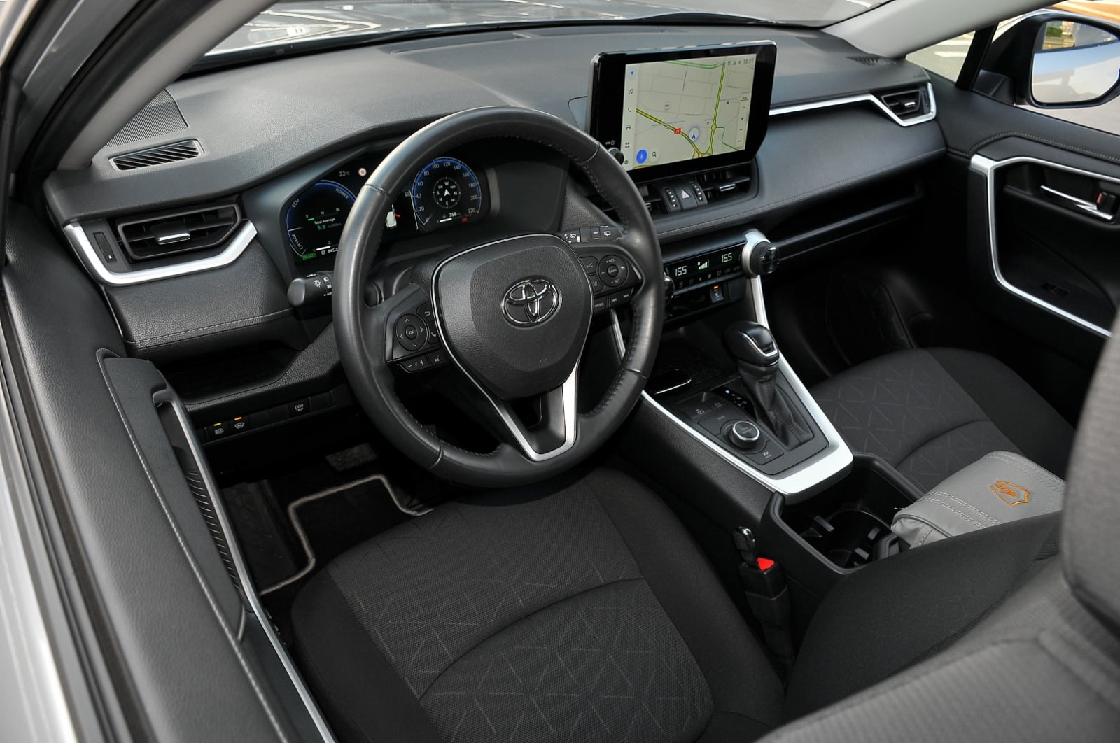 TOYOTA RAV4 2024 — imagine 7