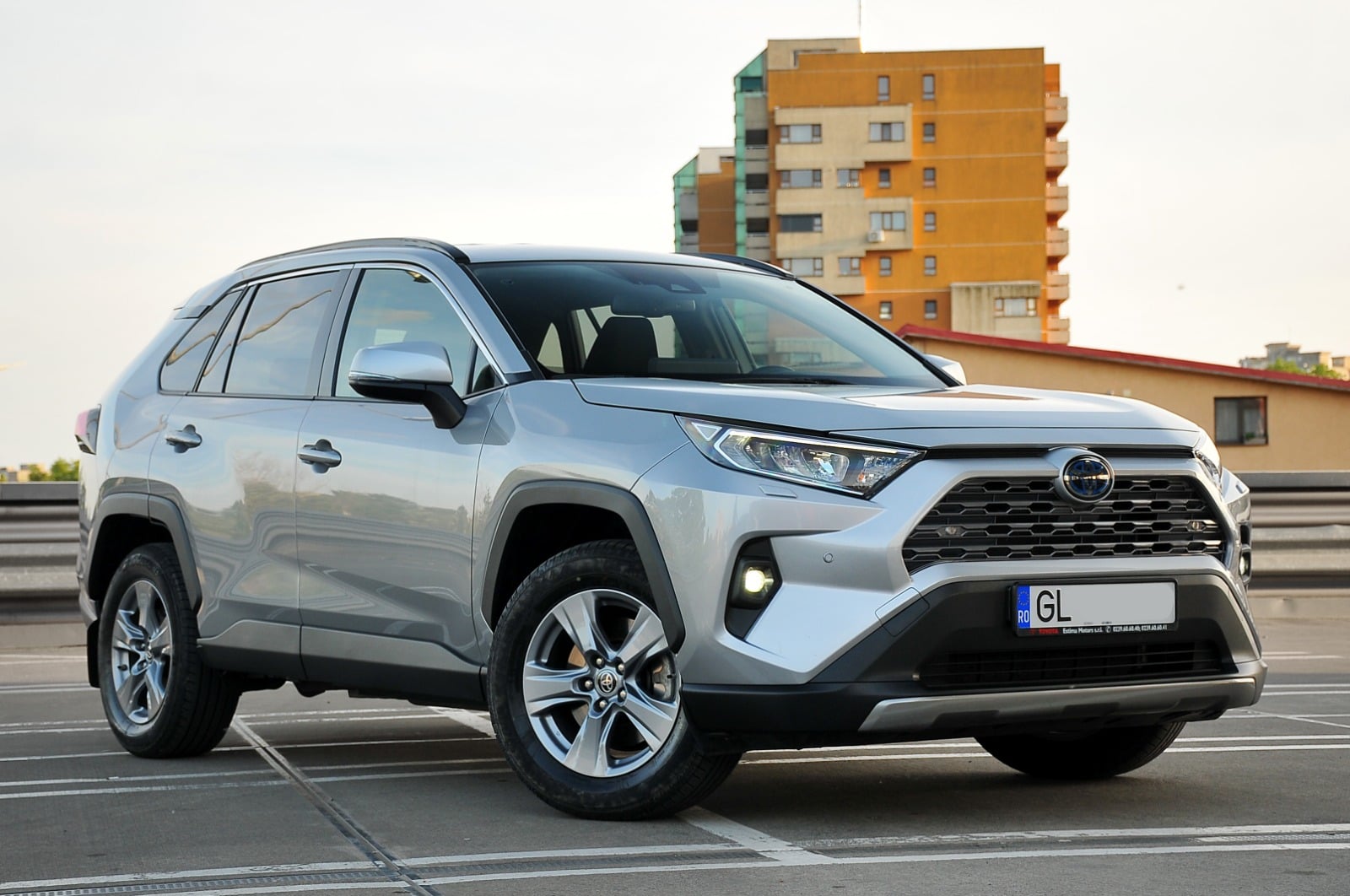 TOYOTA RAV4 2024 — imagine 2