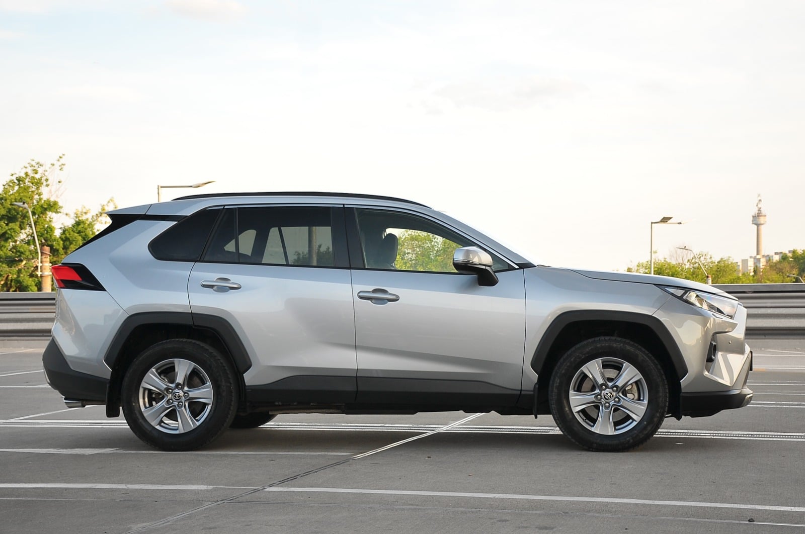 TOYOTA RAV4 2024 — imagine 6