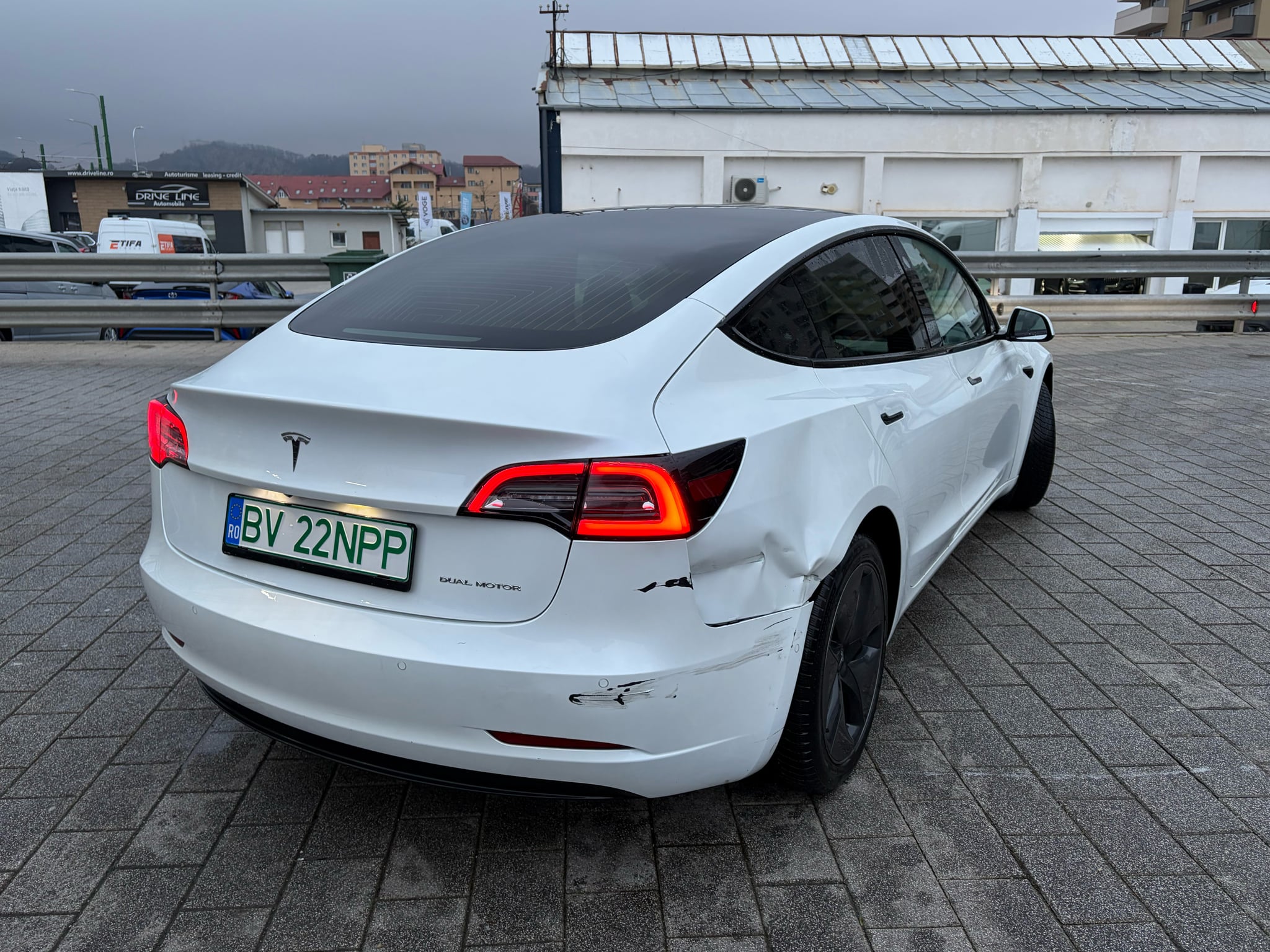 TESLA Model 3 2020 — imagine 7