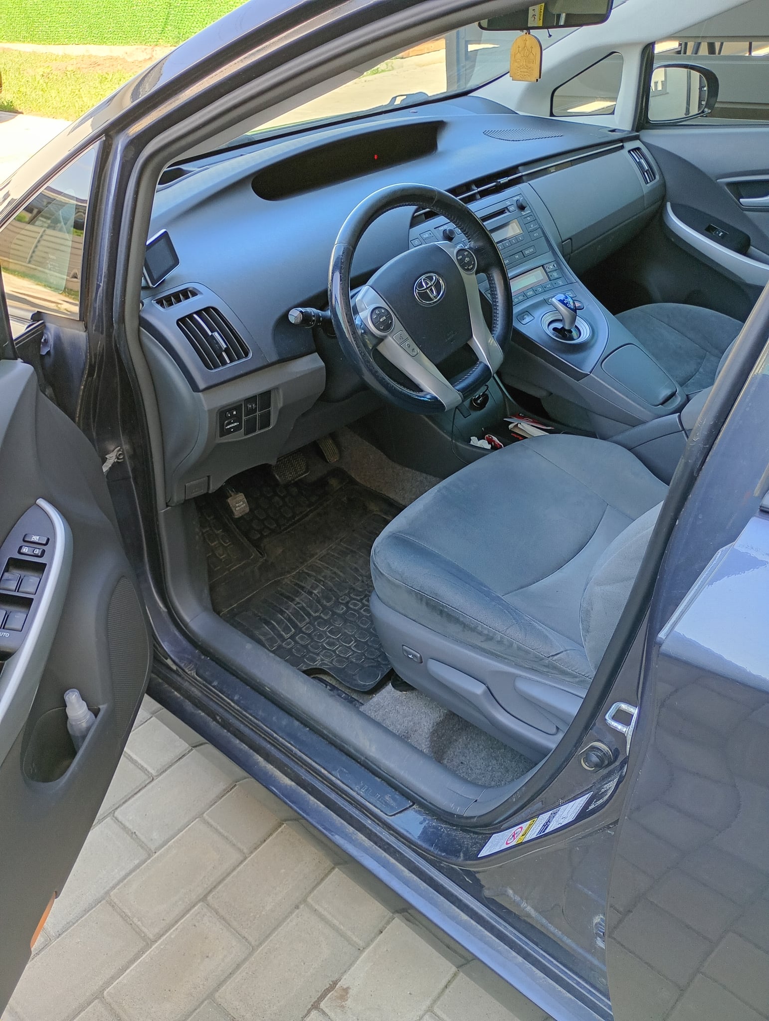 TOYOTA Prius 2010 — imagine 3