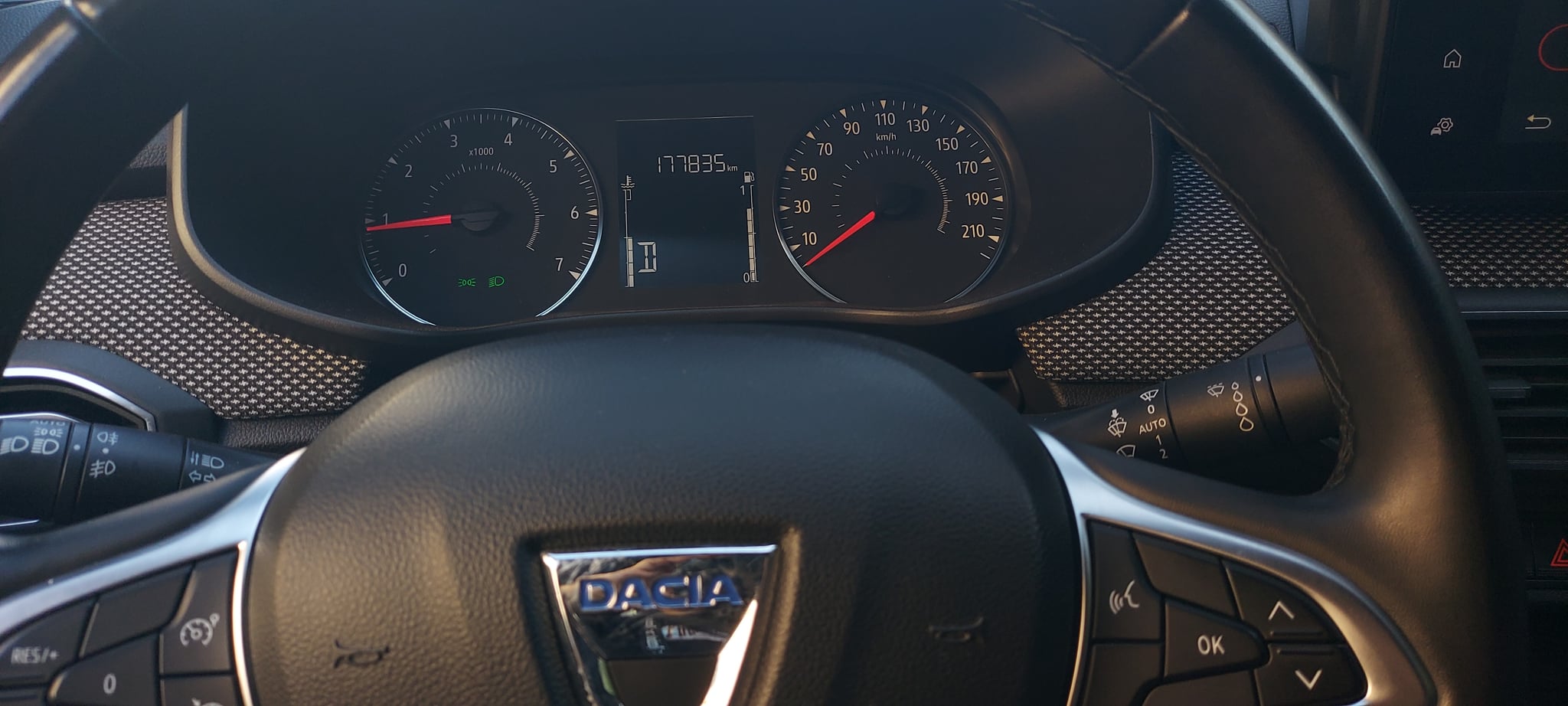 DACIA Logan 2021 — imagine 13