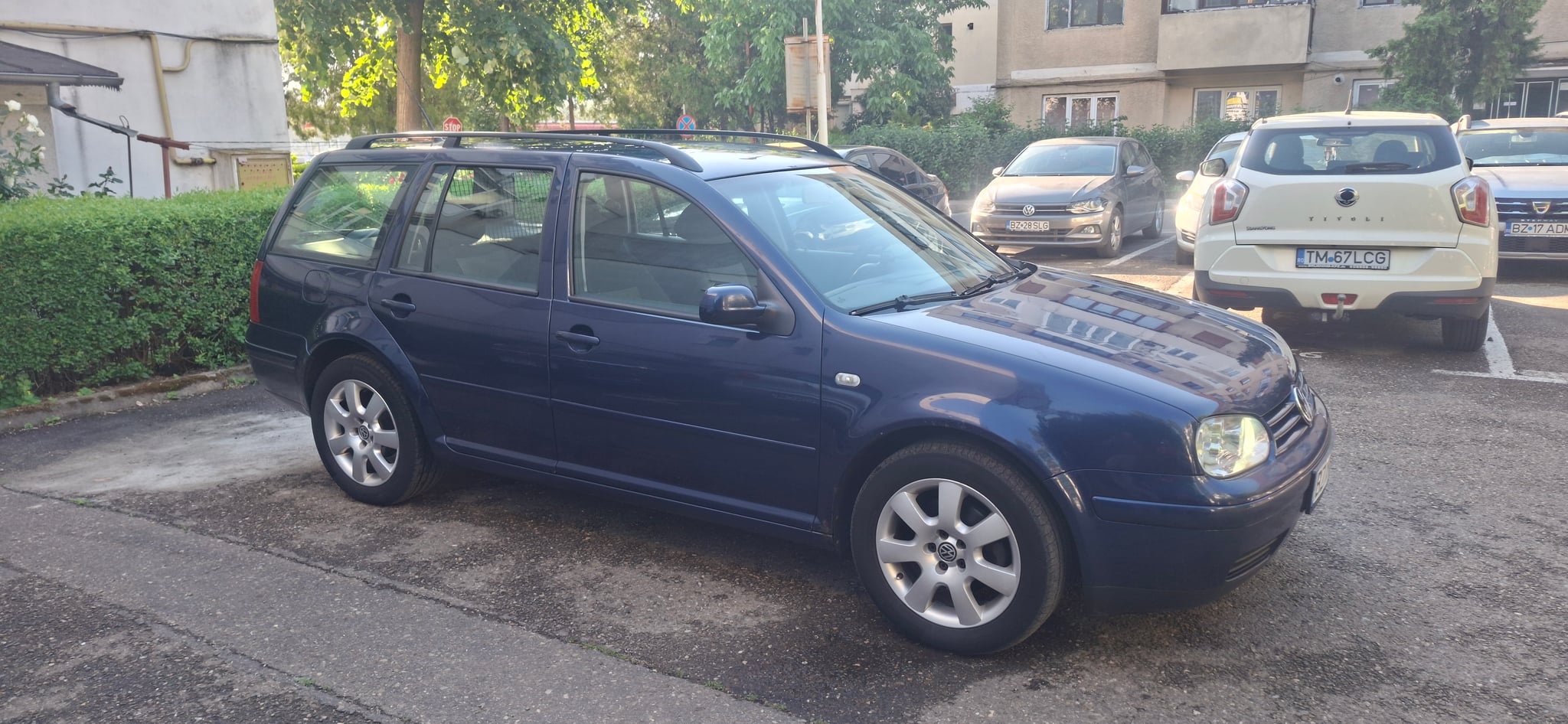 VOLKSWAGEN Golf 2004 — imagine 1