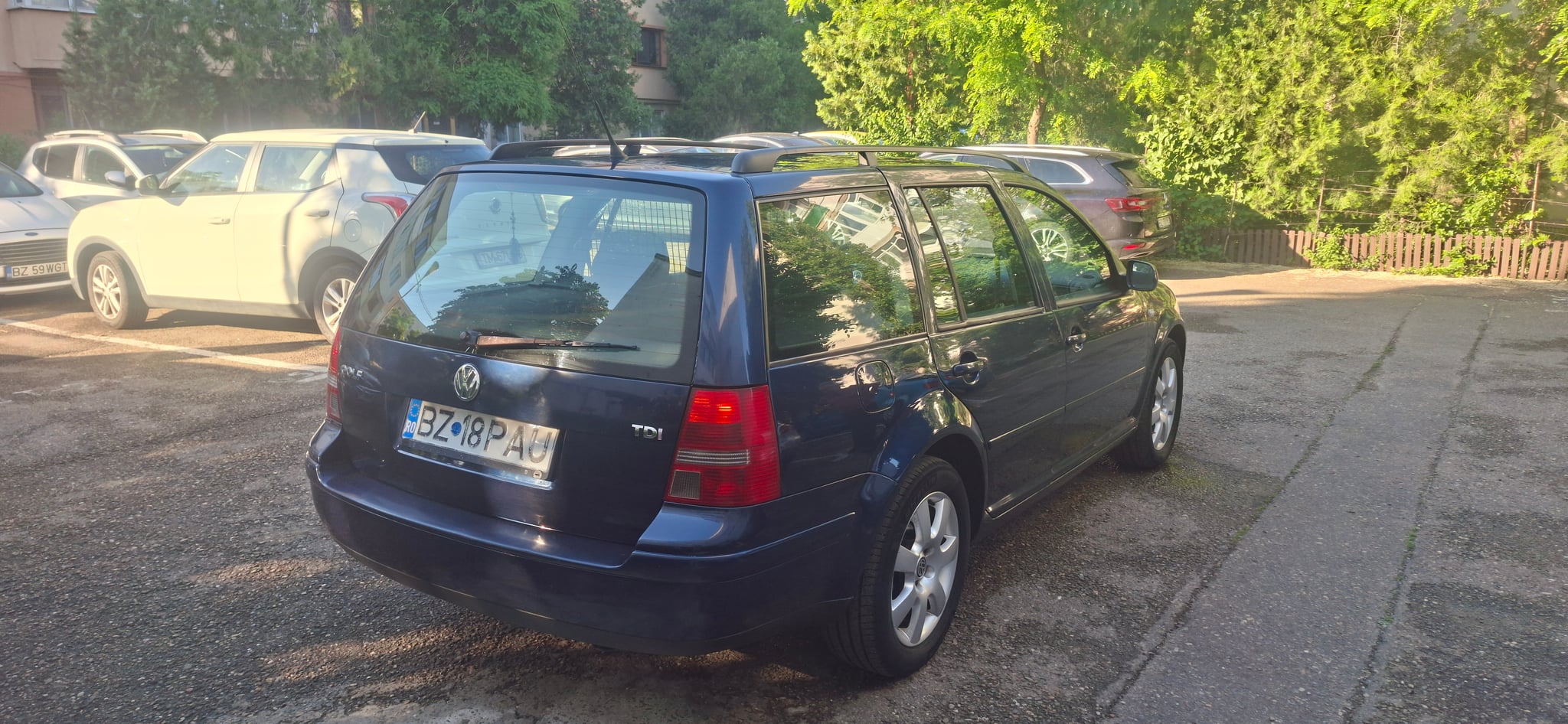 VOLKSWAGEN Golf 2004 — imagine 5