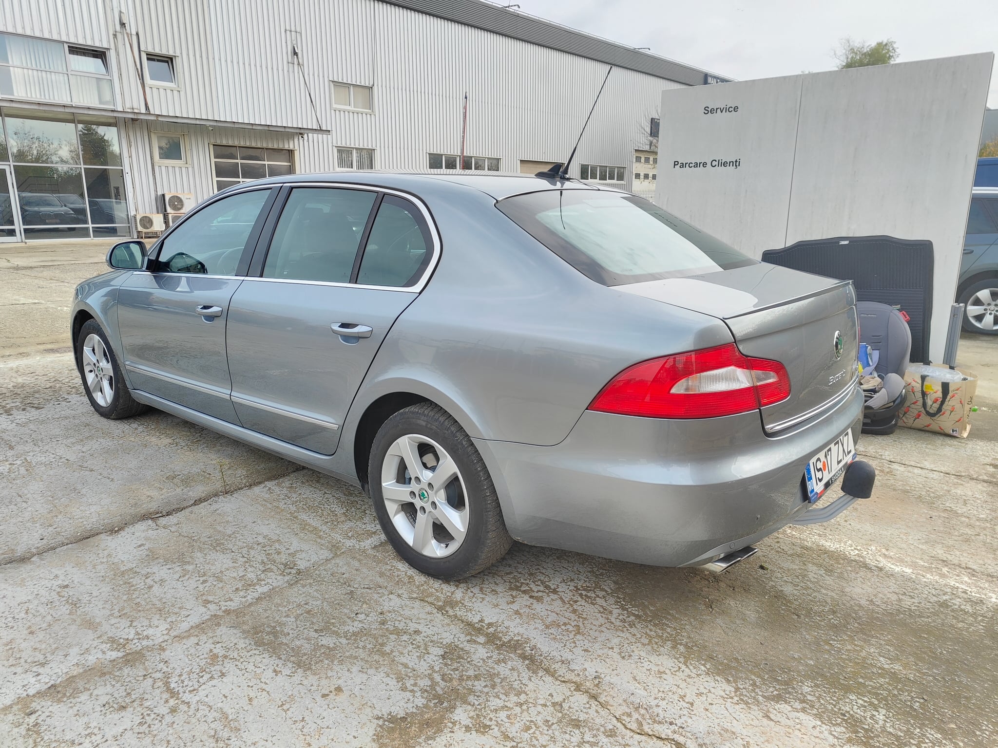 SKODA Superb 2011 — imagine 8