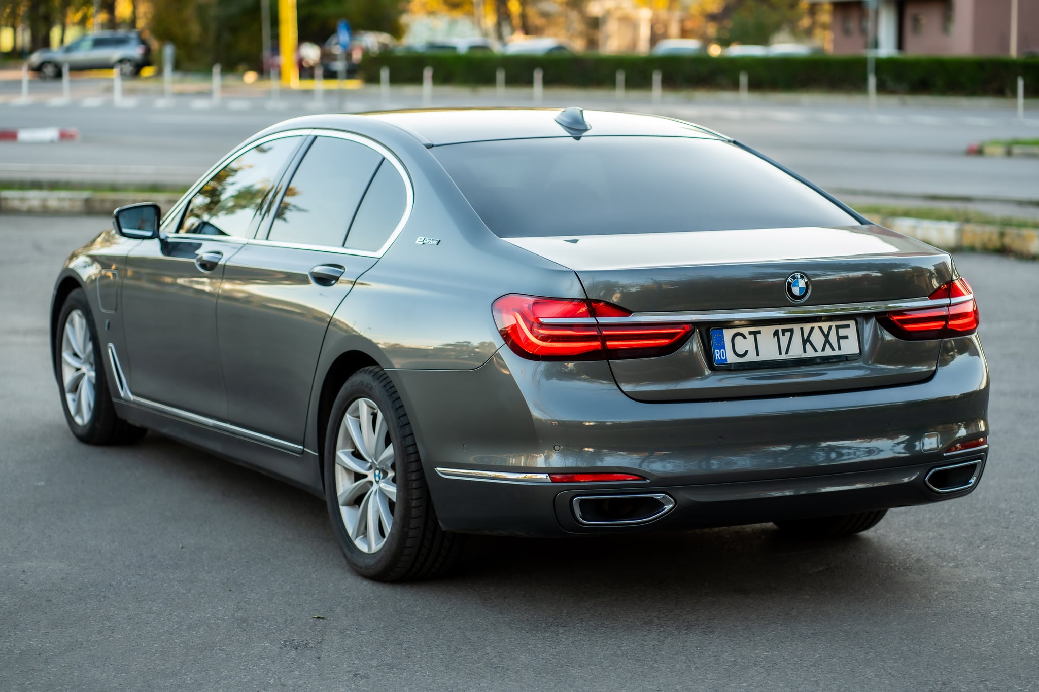 BMW Seria 7 2018 — imagine 1
