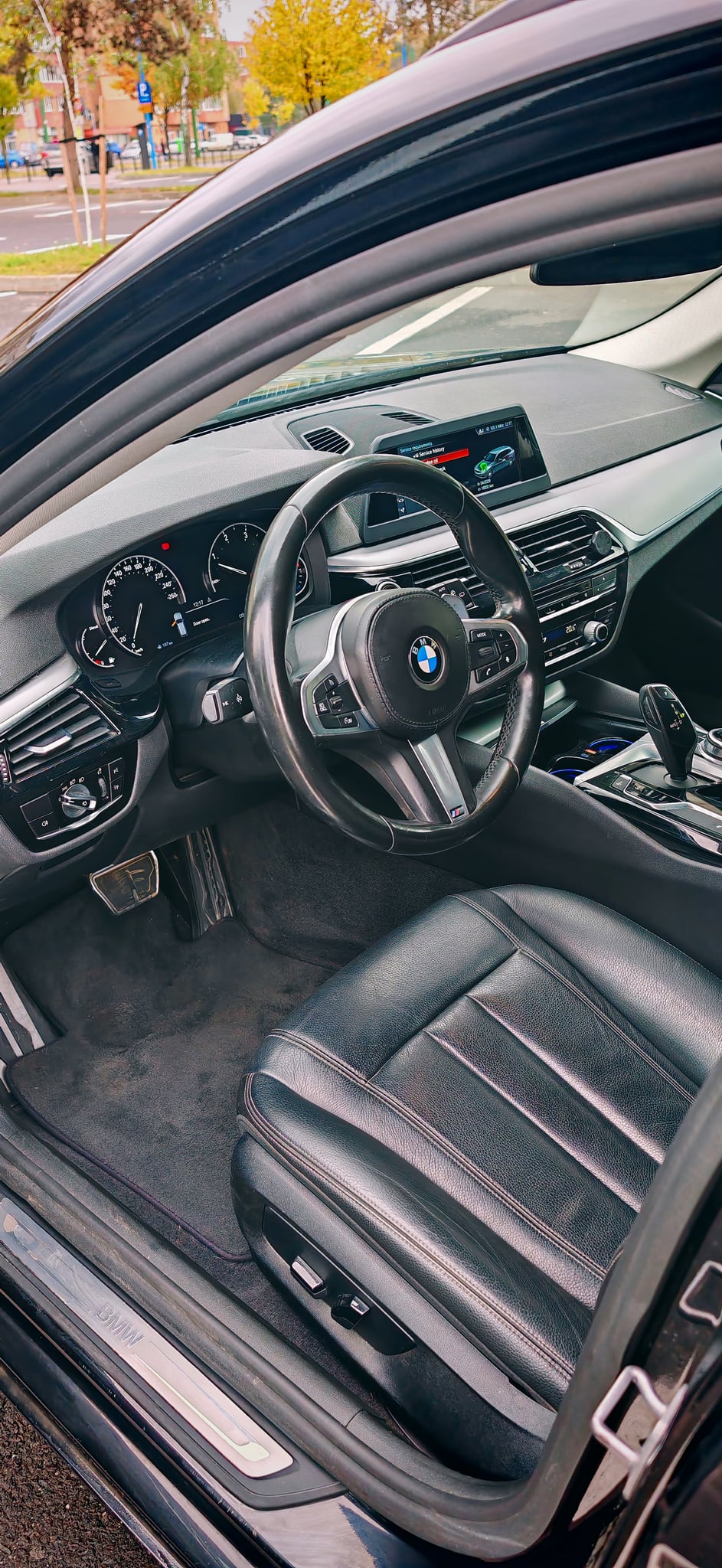 BMW Seria 5 2019 — imagine 5