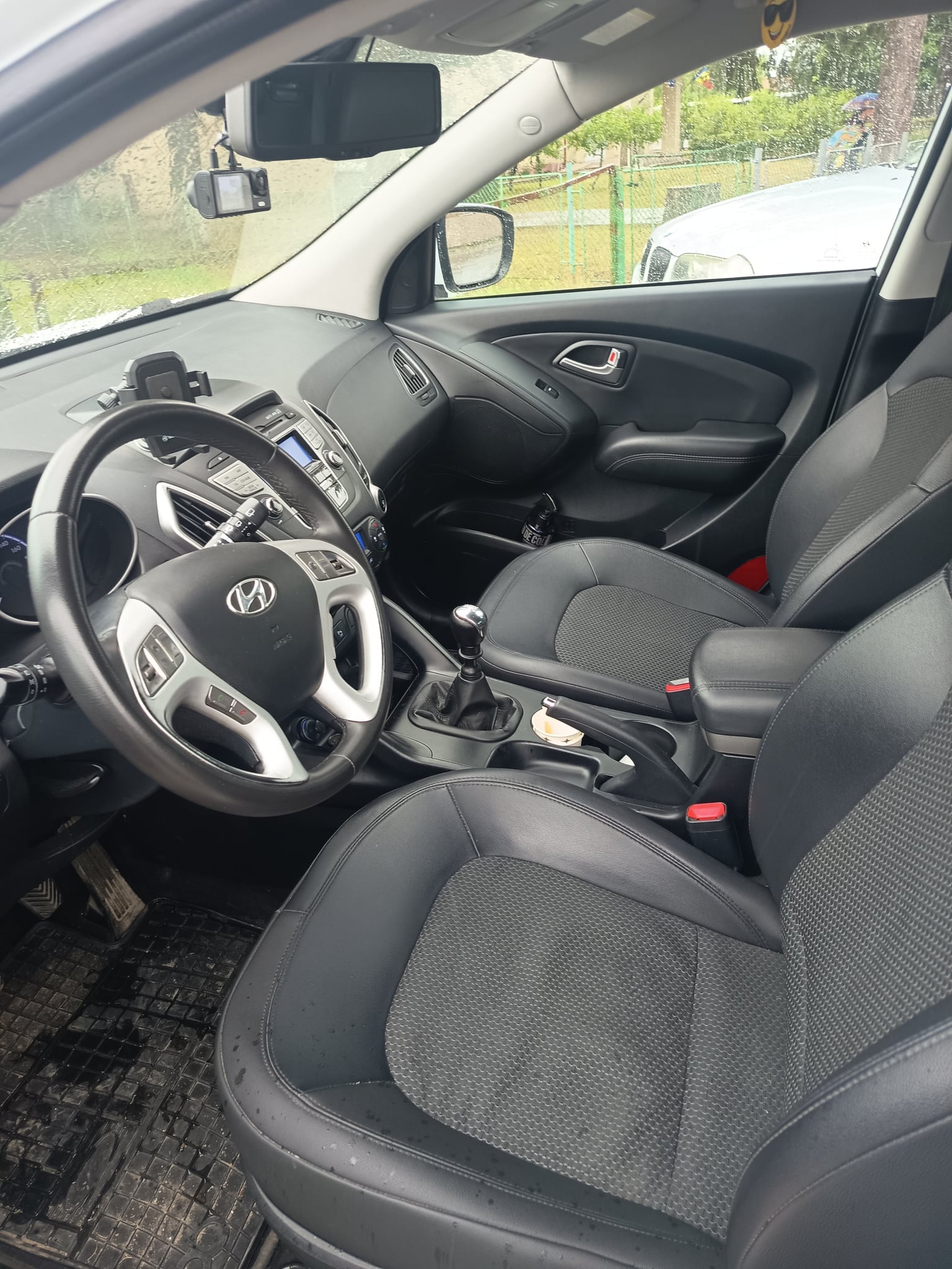 HYUNDAI ix35 2011 — imagine 8