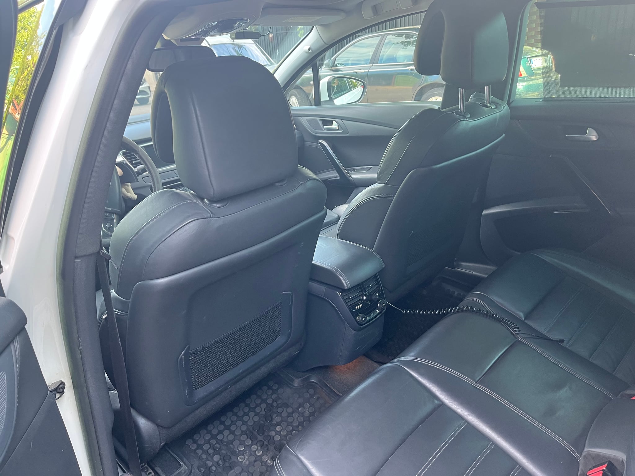 PEUGEOT 508 2011 — imagine 12