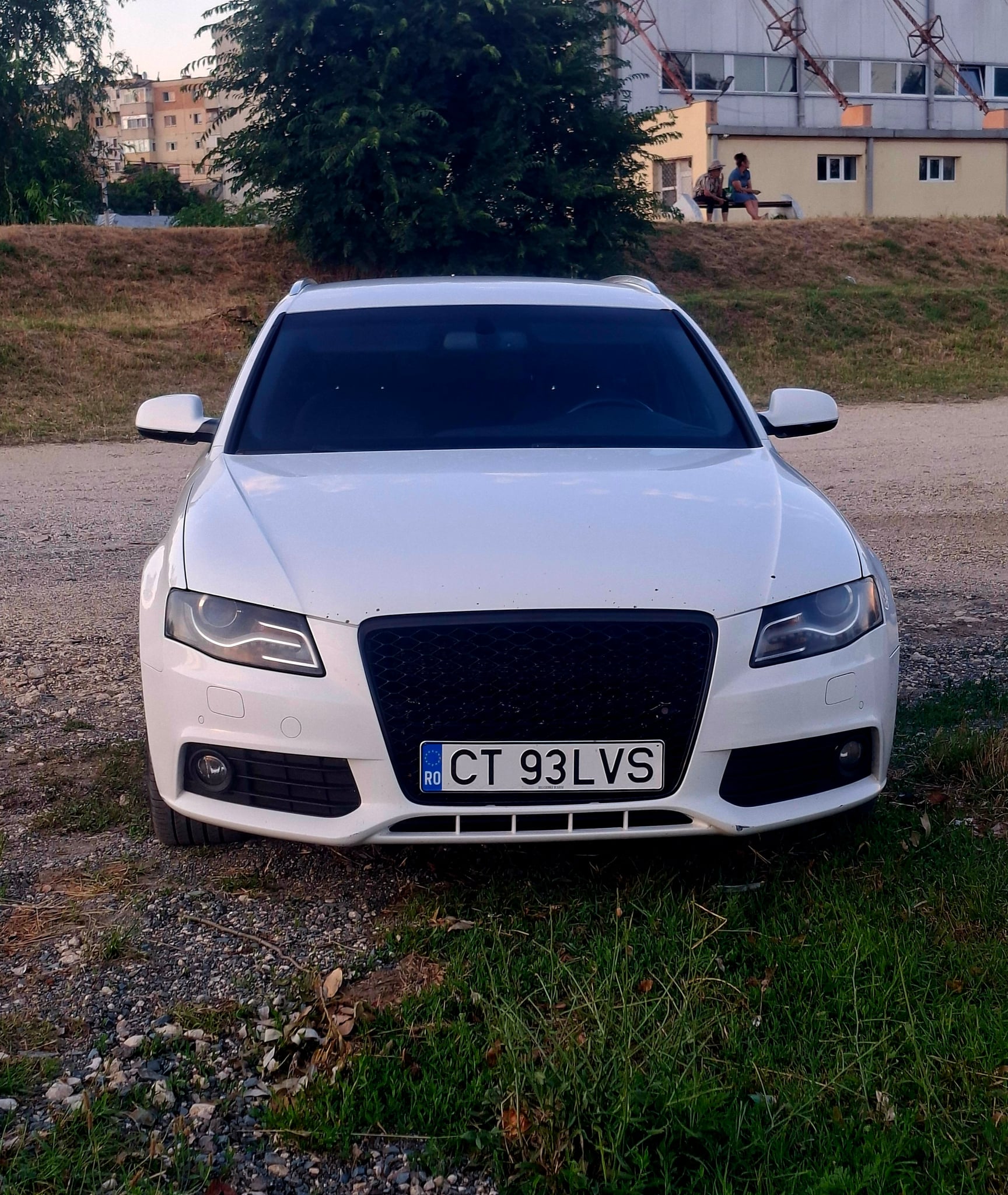 AUDI A4 2011 — imagine 9