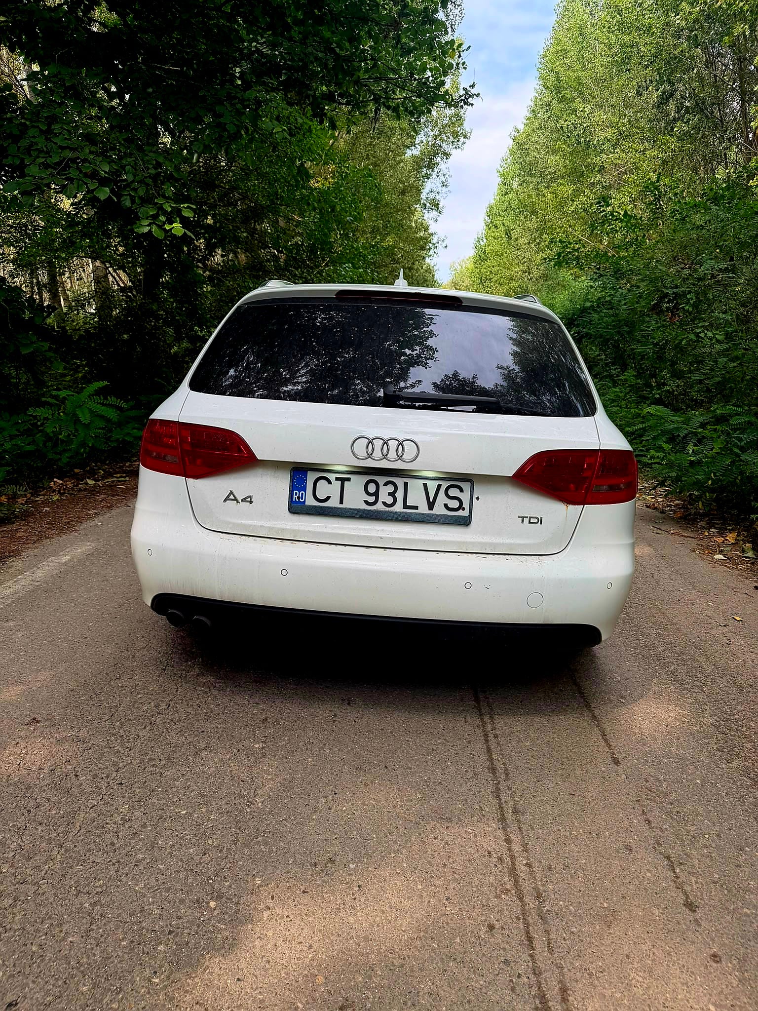 AUDI A4 2011 — imagine 3