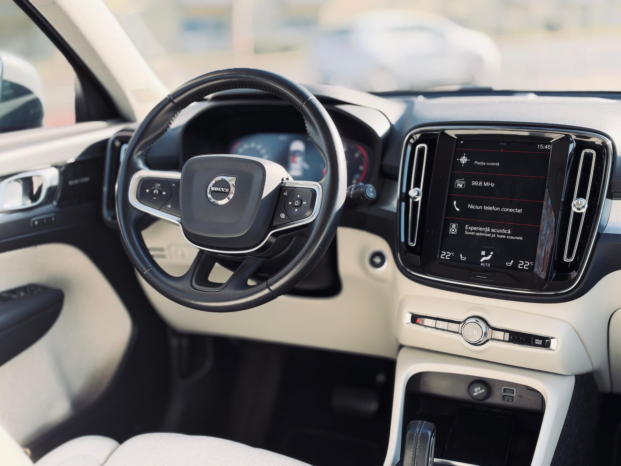 VOLVO XC40 2019 — imagine 7