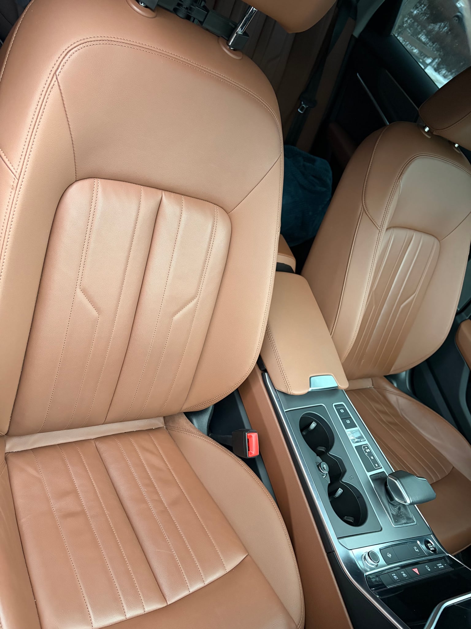 AUDI A6 2021 — imagine 6