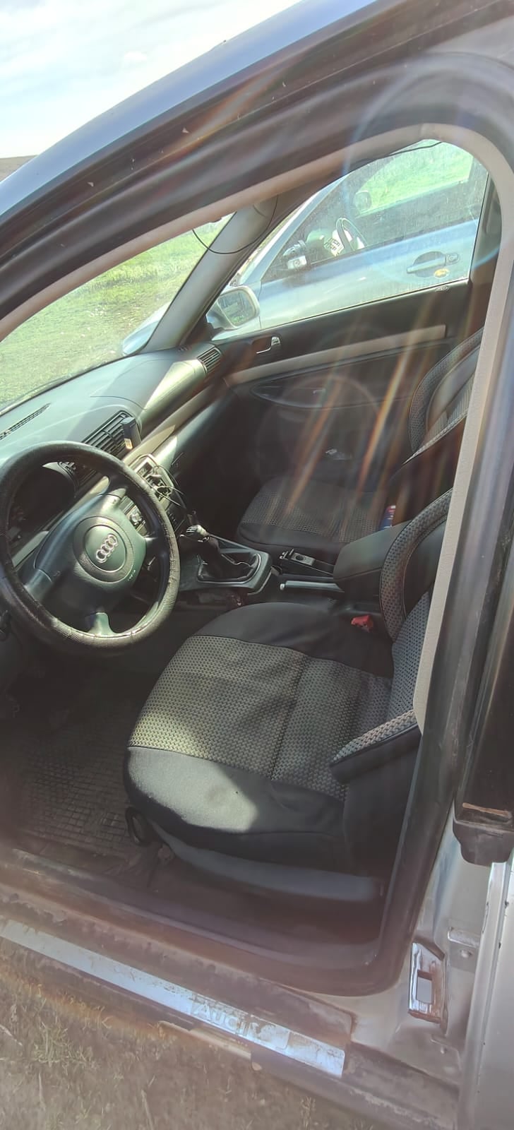 AUDI A4 1999 — imagine 5