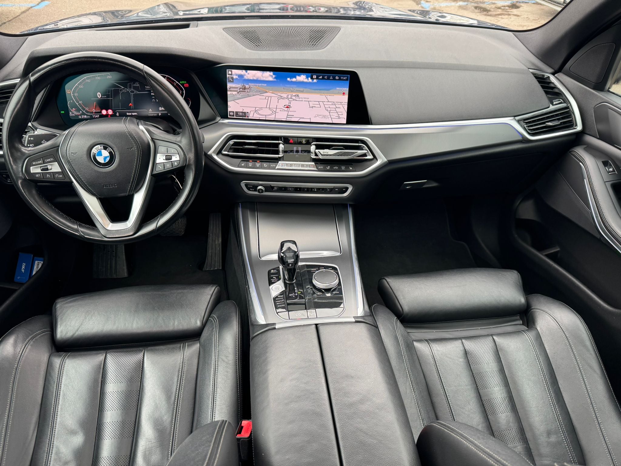 BMW X5 2018 — imagine 8