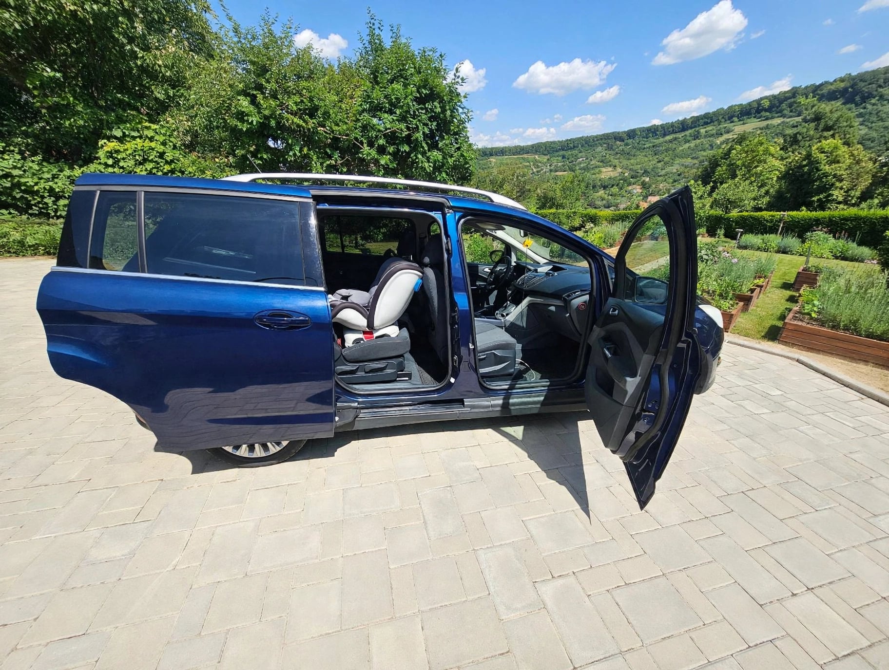 FORD Grand C-MAX 2011 — imagine 5