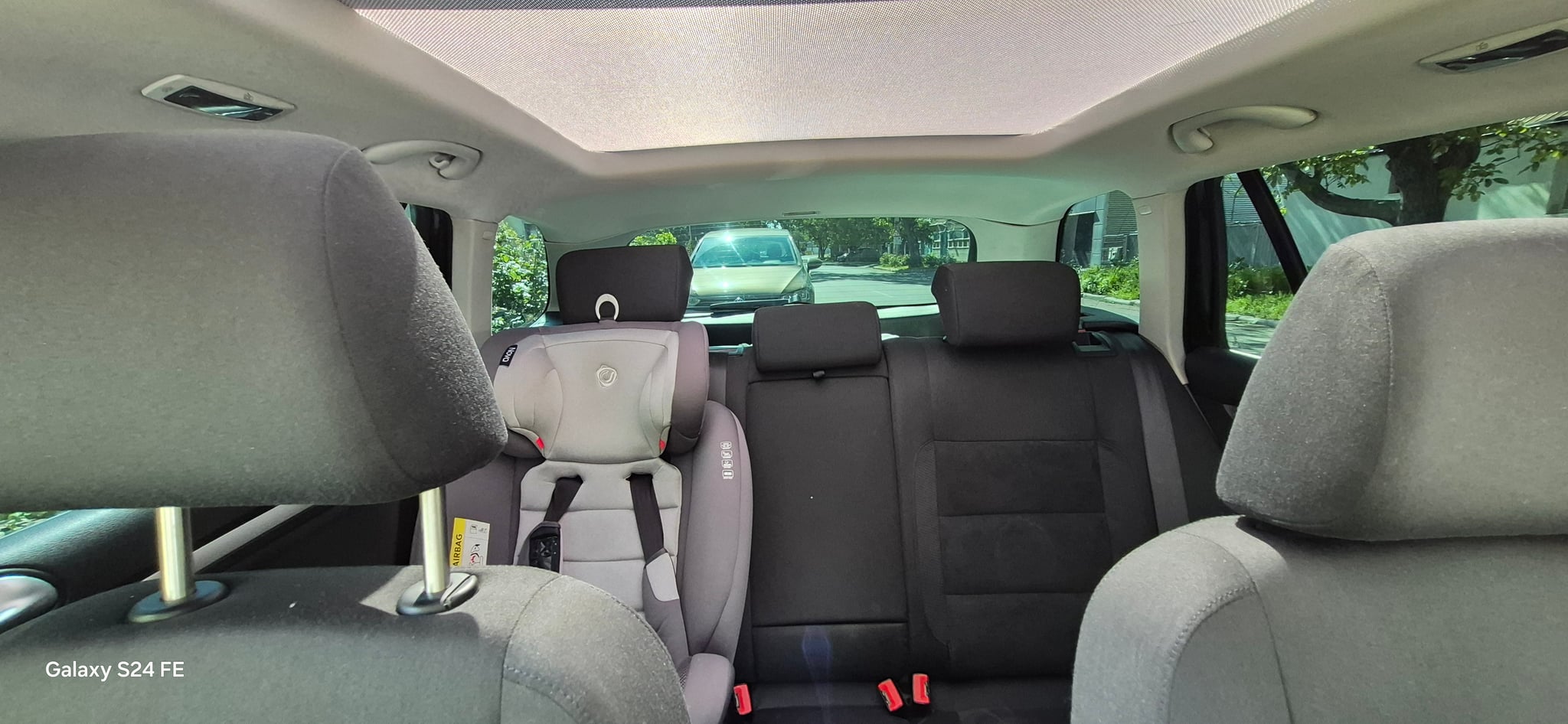 VOLKSWAGEN Golf 2010 — imagine 10