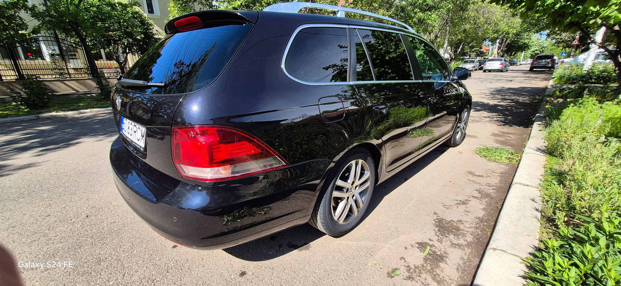 VOLKSWAGEN Golf 2010 — imagine 2