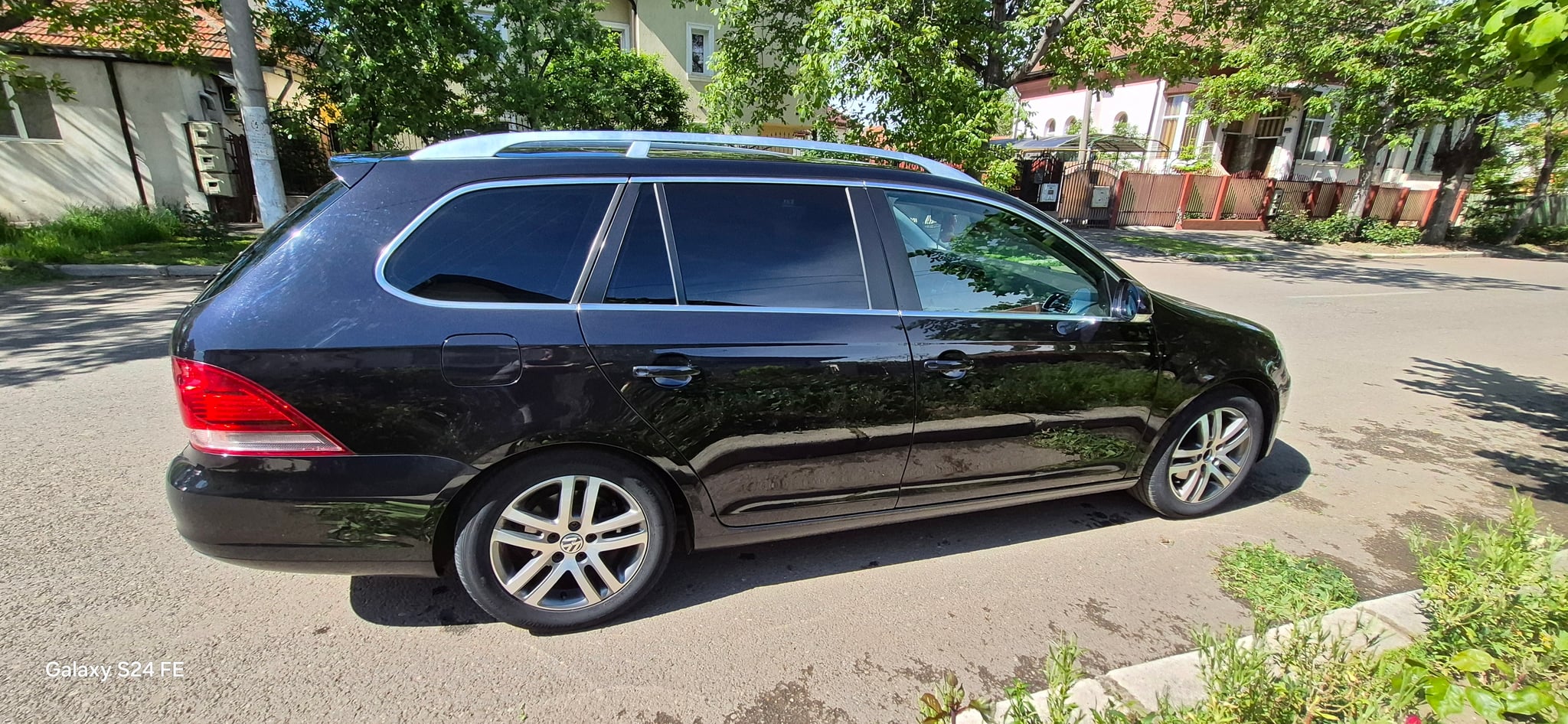 VOLKSWAGEN Golf 2010 — imagine 5